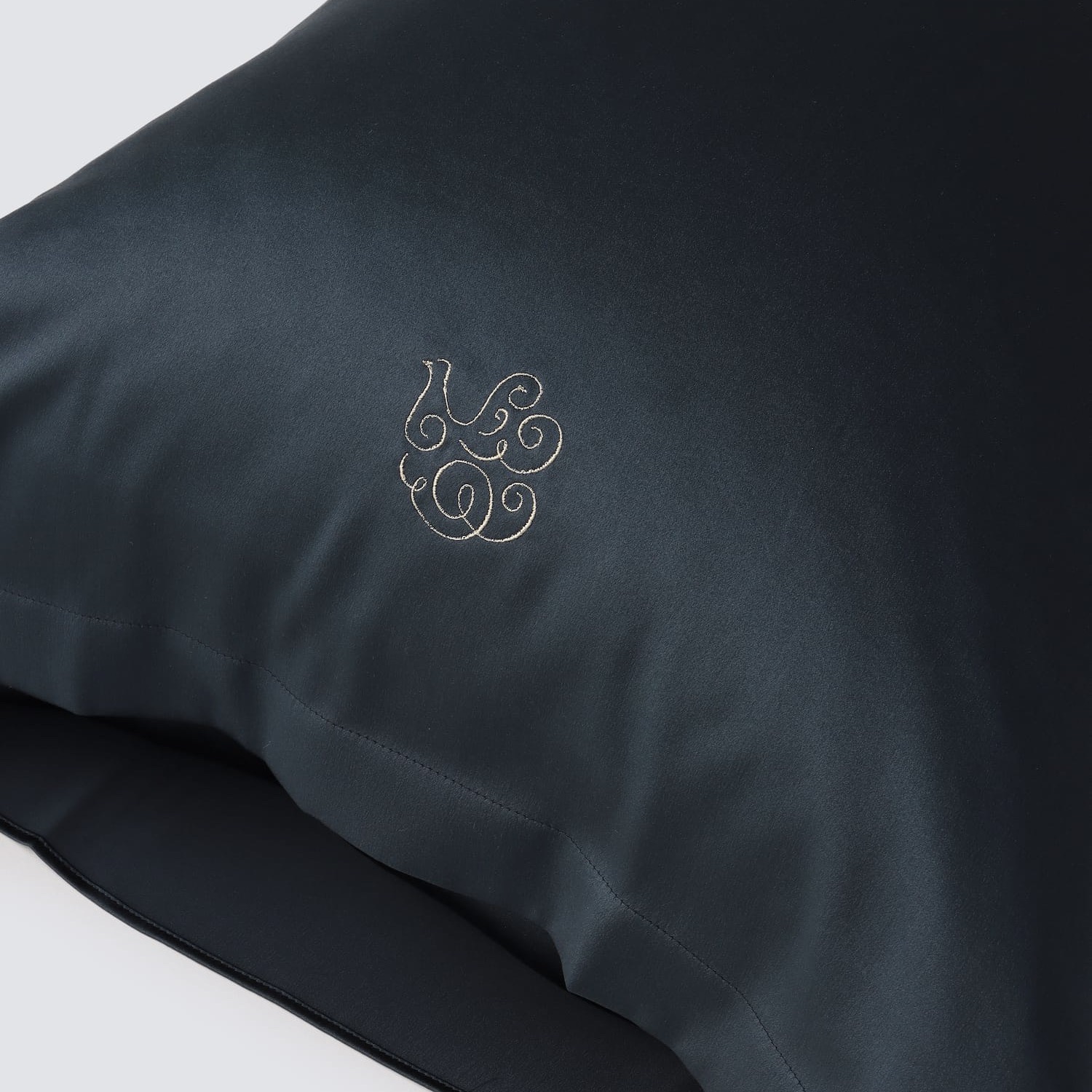 シルクピローケース