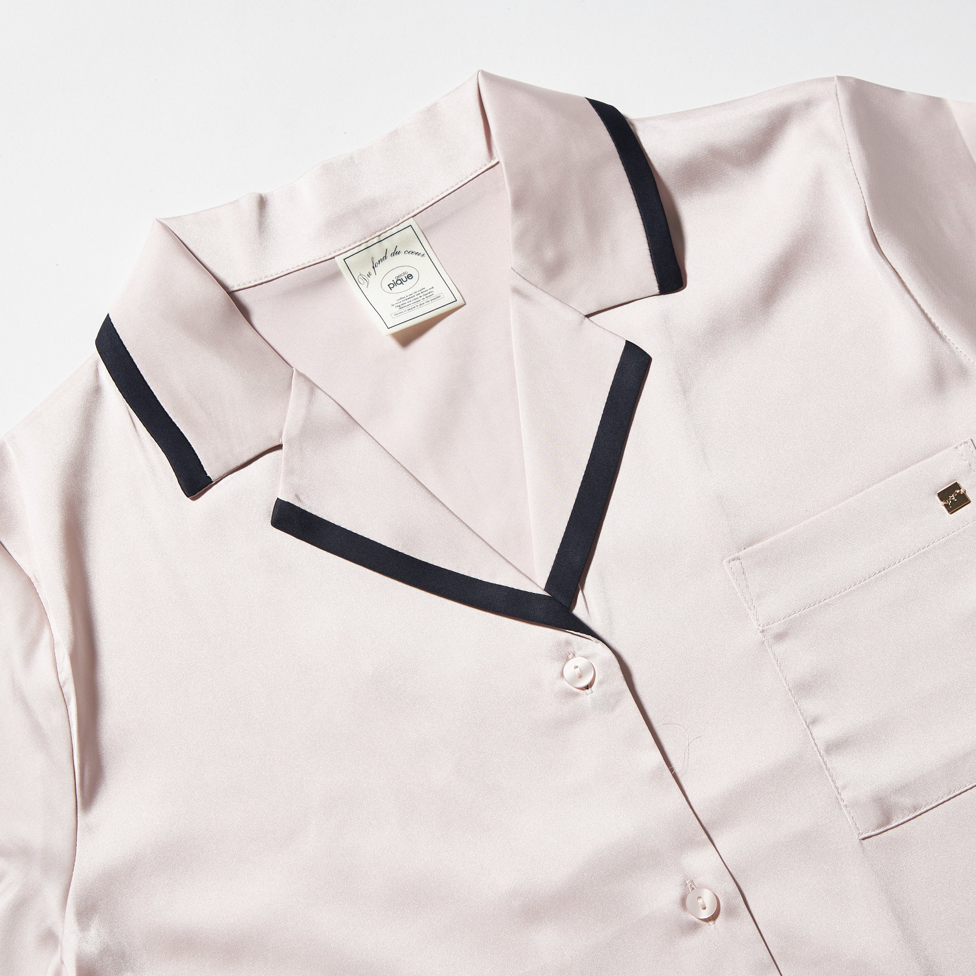 【WOMEN】サテンライン　シャツ＆ショートパンツセット