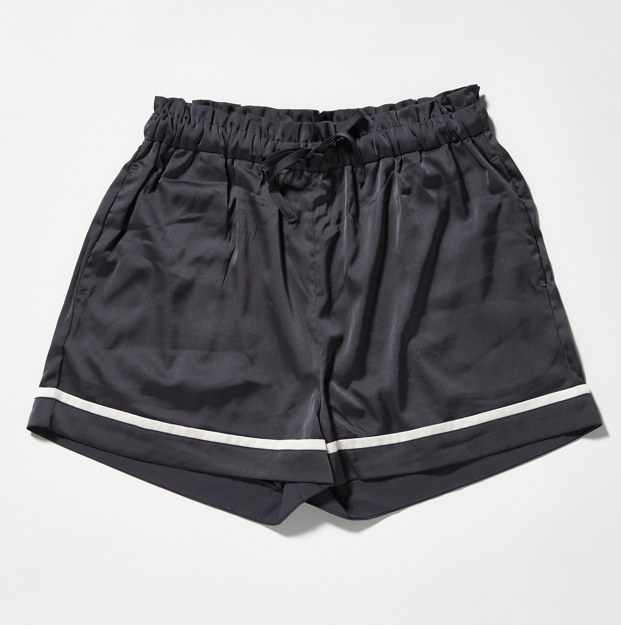 【WOMEN】サテンライン　シャツ＆ショートパンツセット