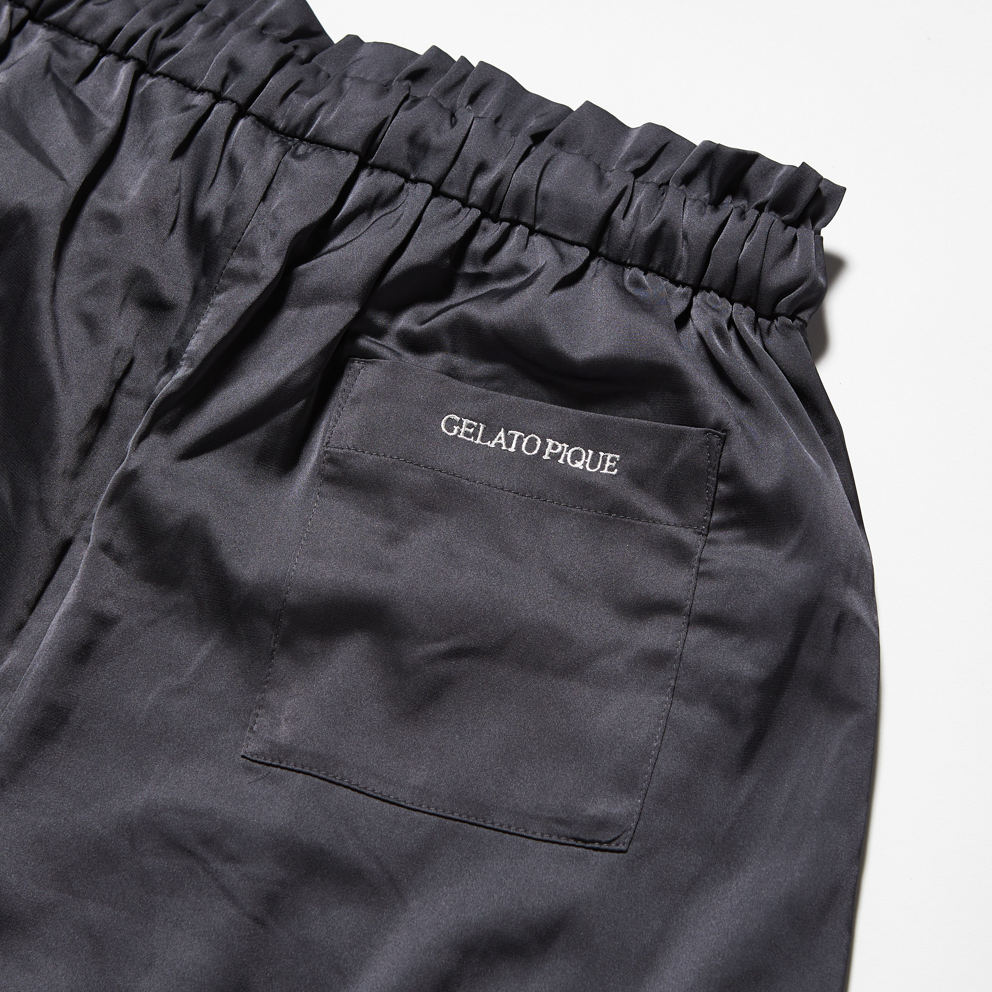 【WOMEN】サテンライン　シャツ＆ショートパンツセット