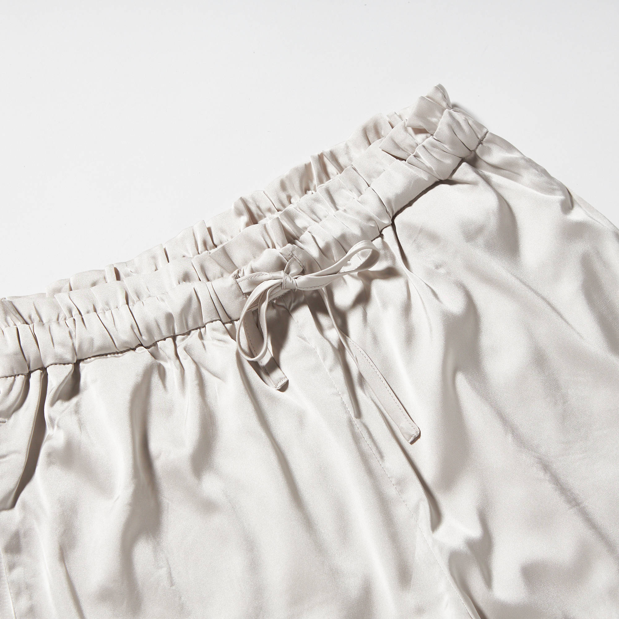 【WOMEN】サテンライン　シャツ＆ショートパンツセット