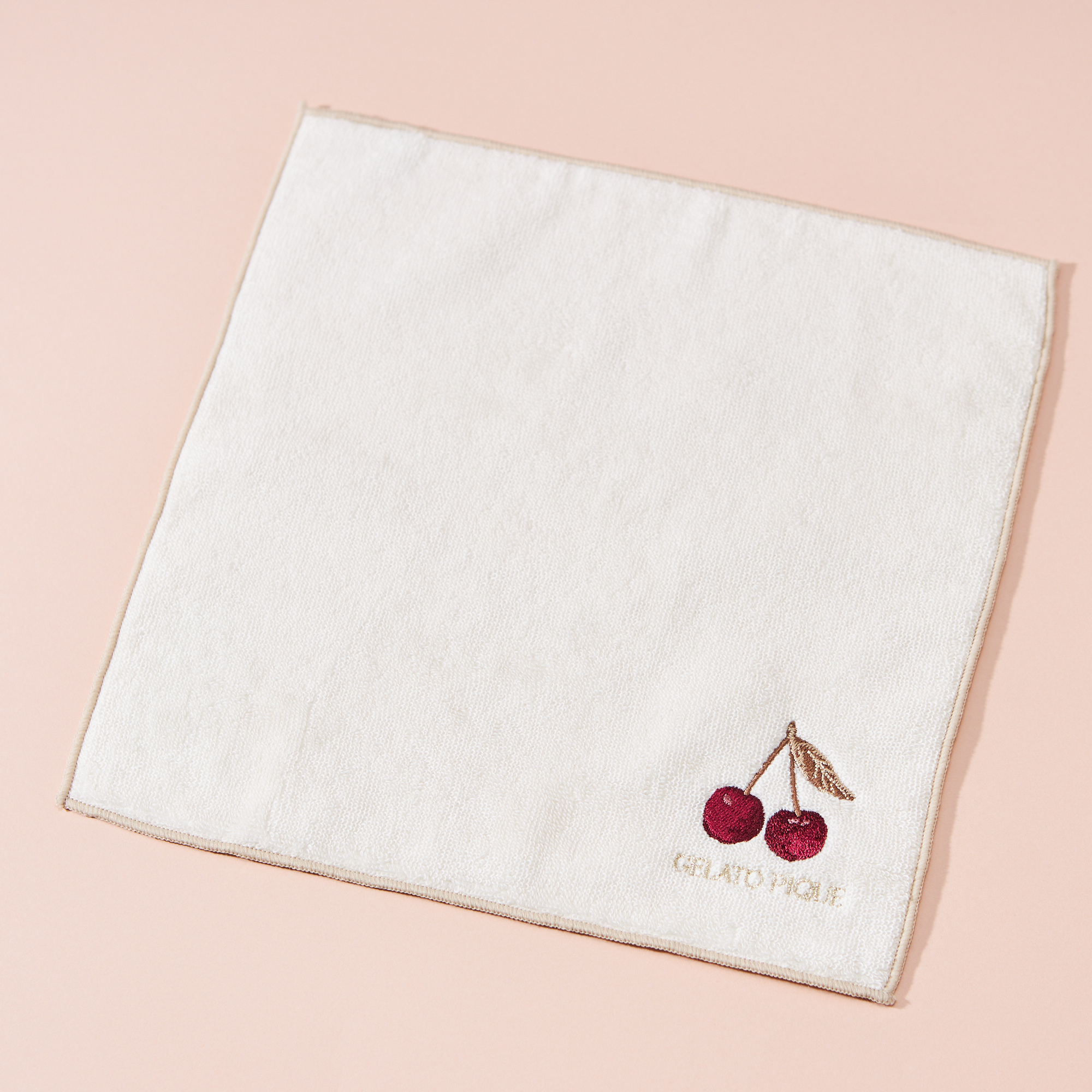 【WOMEN】アーバンチェリー　ハンドタオル＆バニティポーチ