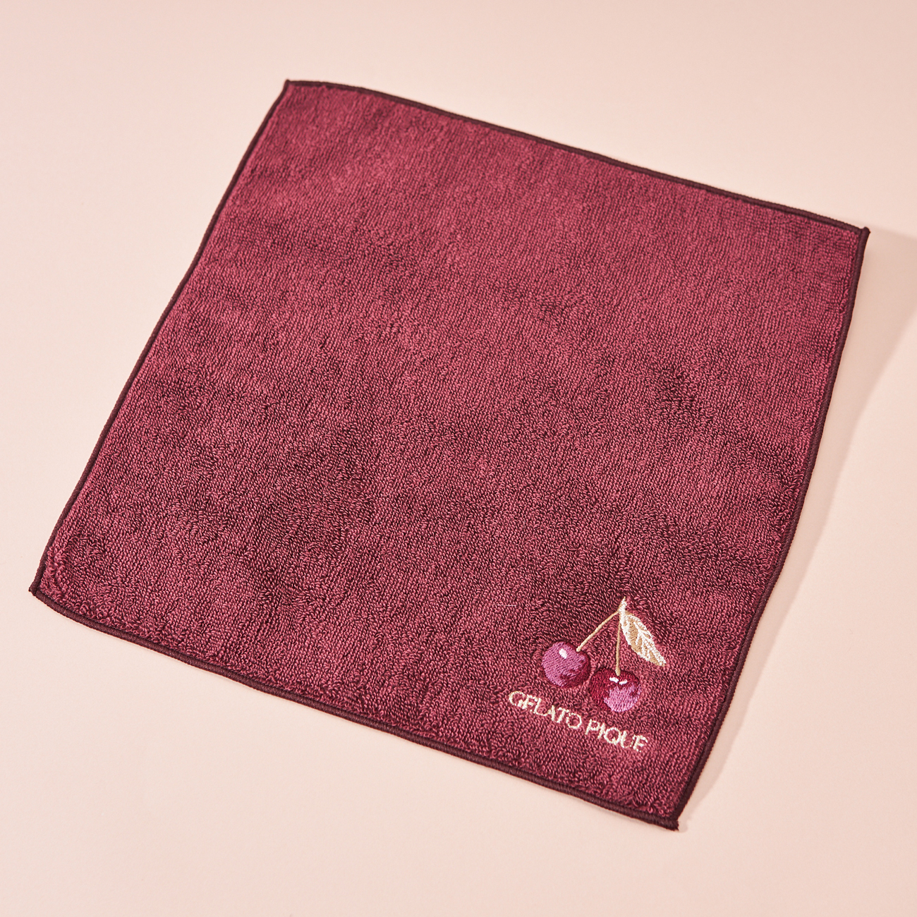 【WOMEN】アーバンチェリー　ハンドタオル＆バニティポーチ