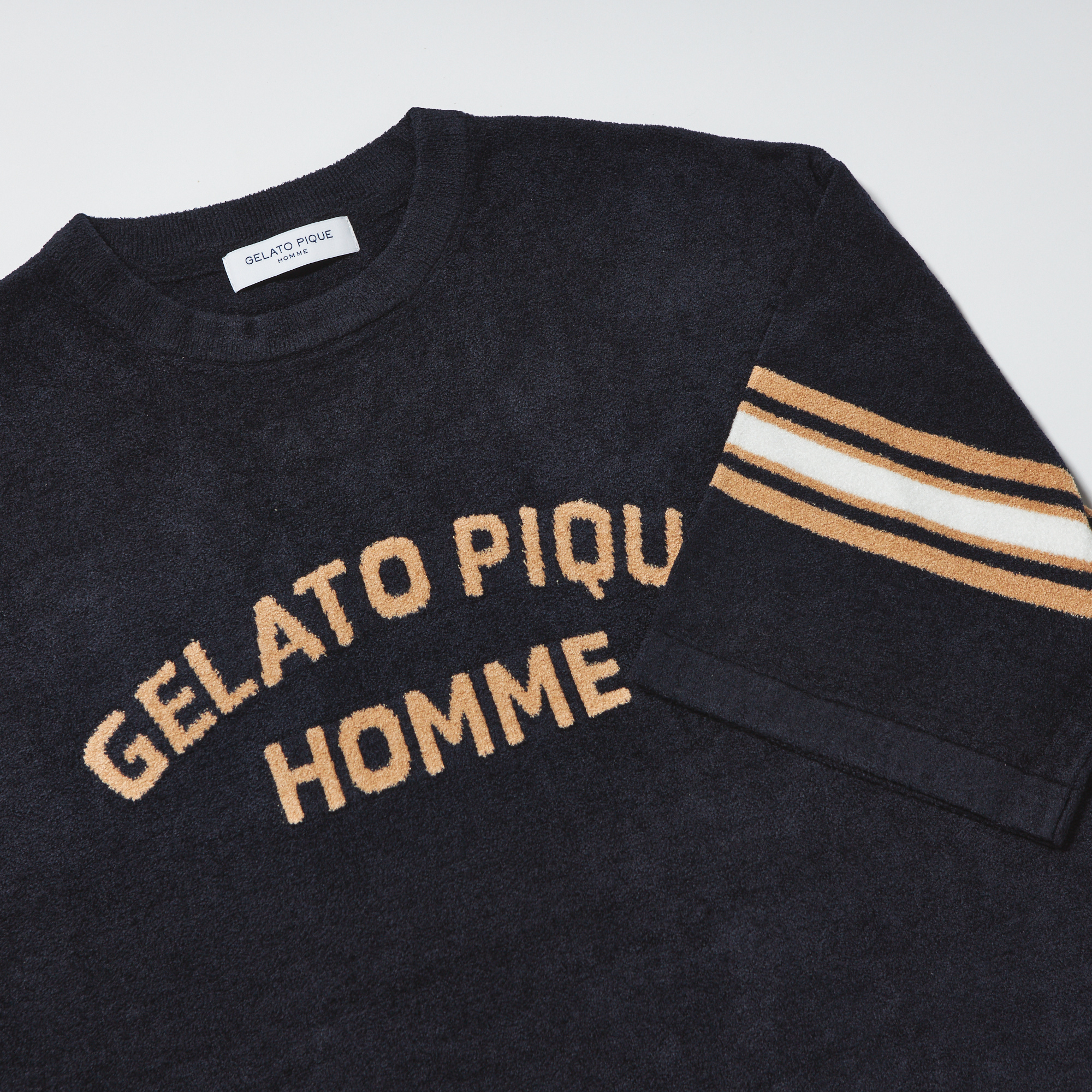 【HOMME】スムーズィーライト　ロゴプルオーバー＆ハーフパンツセット