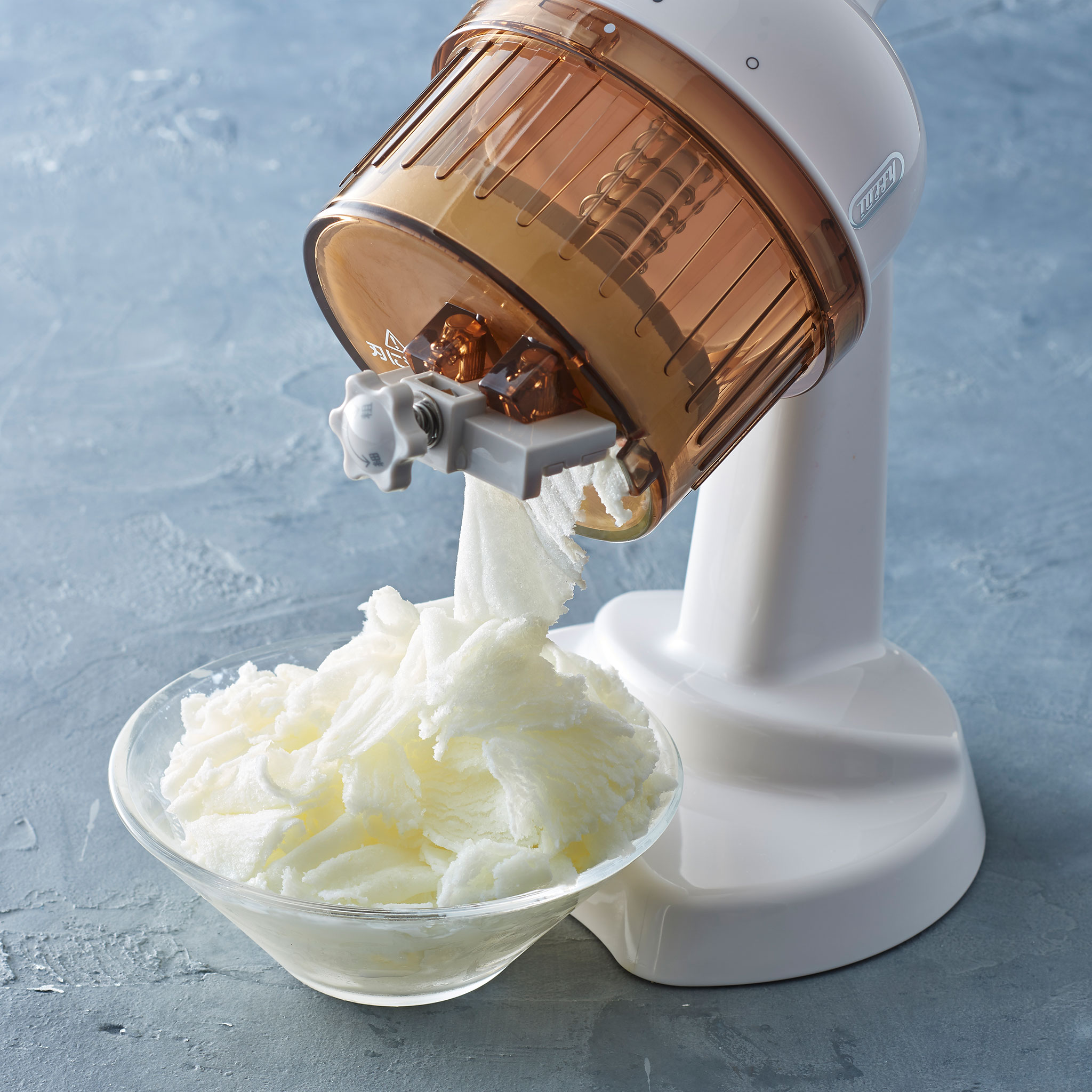 コンパクトふわふわかき氷器