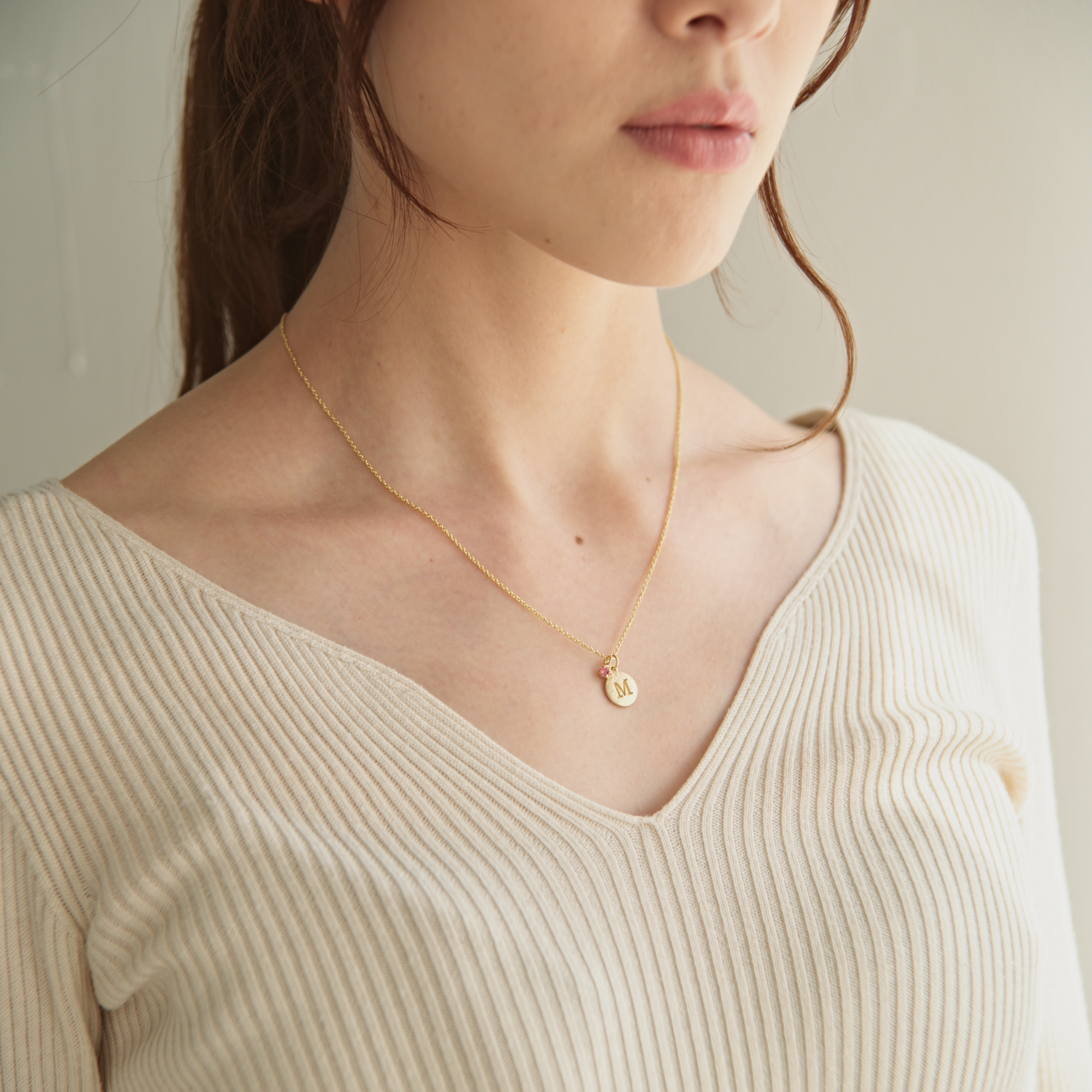 [送料無料]【セミオーダー・刻印】選べる誕生石とイニシャルプレートのネックレス&名入れテディベア