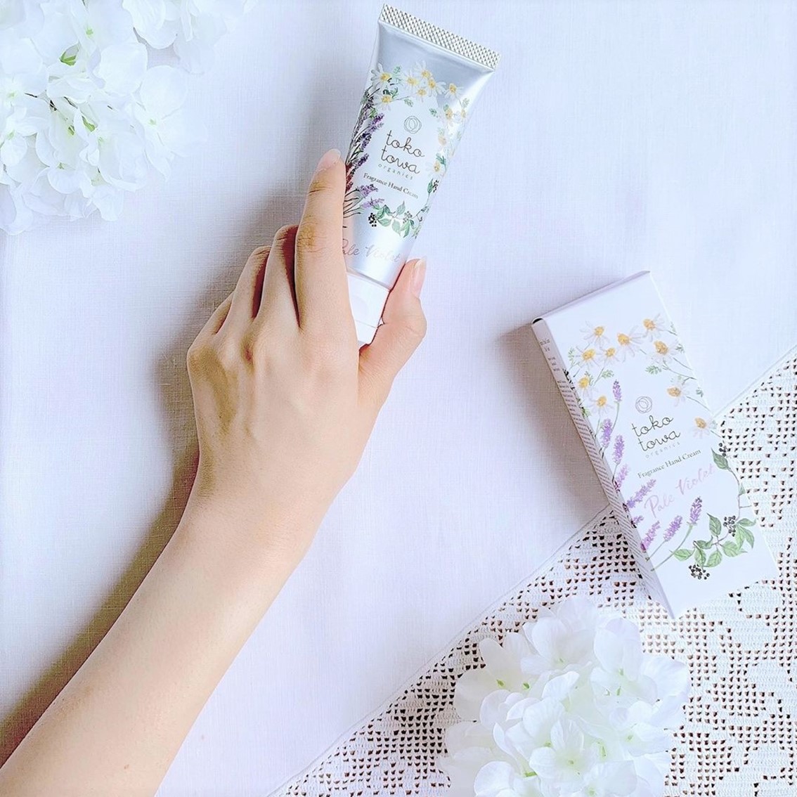 フレグランスハンドクリーム