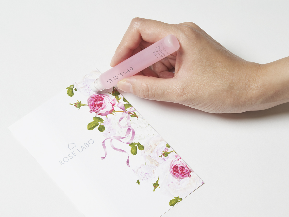 ローズロールオンパフューム