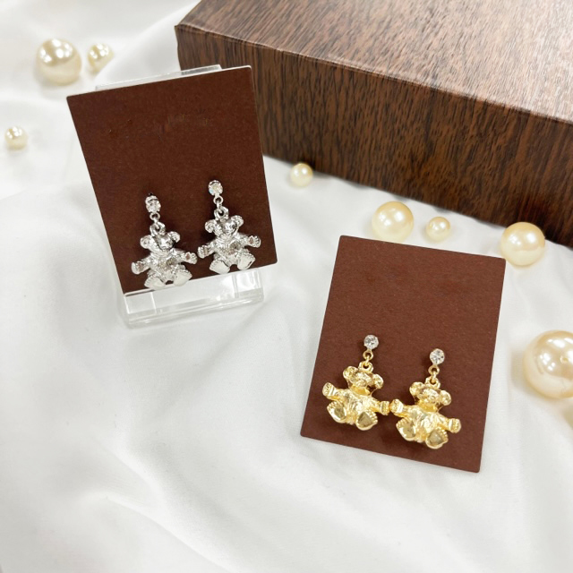 【リボンケースでお届け】ベアピアス