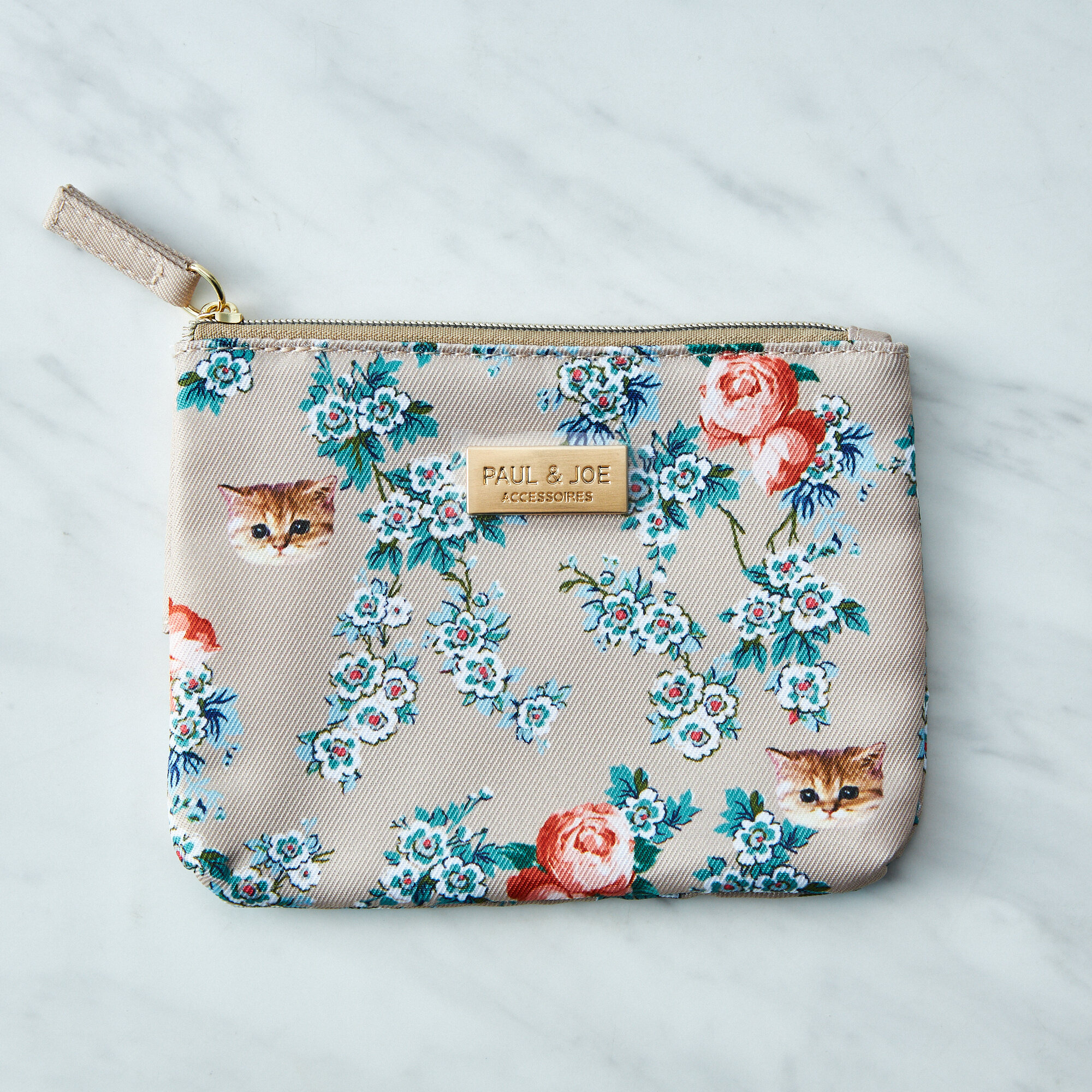 【BOX入】人気ブランドのハンカチとポーチ