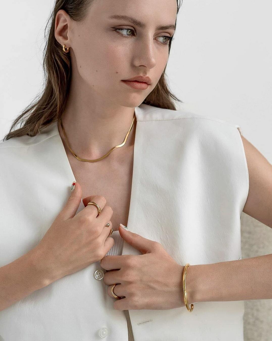 【ショッパー付】Twist bangle