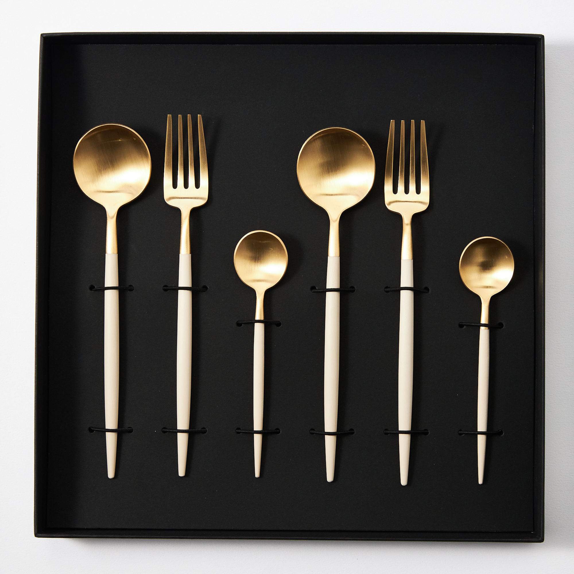 【クチポール】ゴアアイボリーxゴールド デザートペアセット