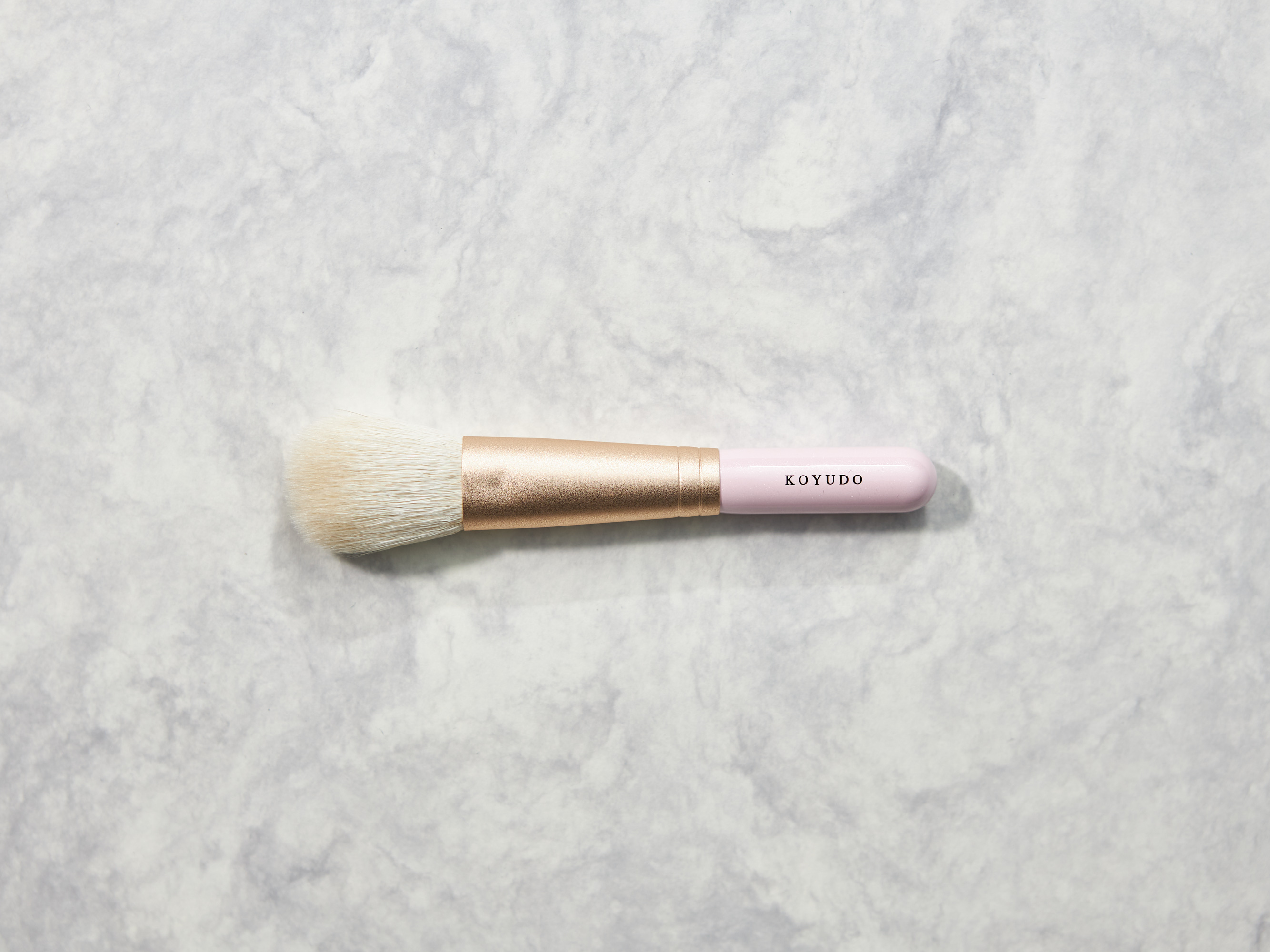 【BOX付き・彼女へ2年目のおすすめ誕プレ】上質ブラシと名入れできるパレットセット