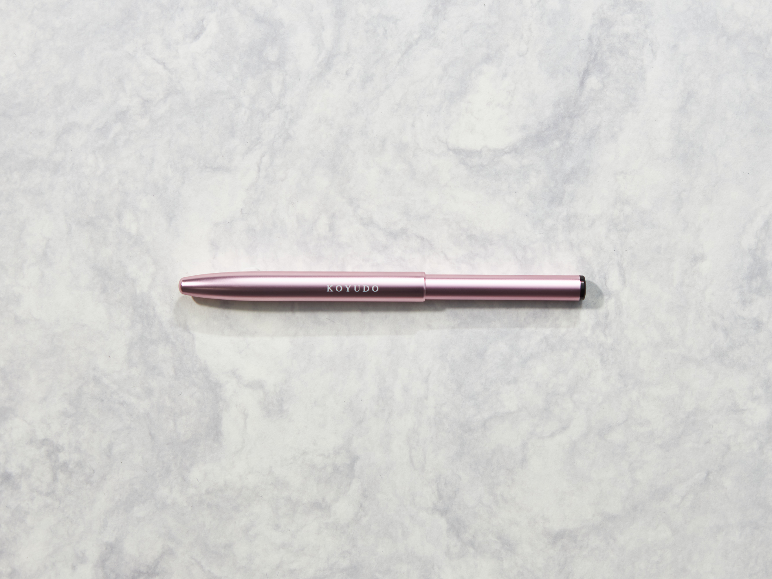 【BOX付き・彼女へ2年目のおすすめ誕プレ】上質ブラシと名入れできるパレットセット