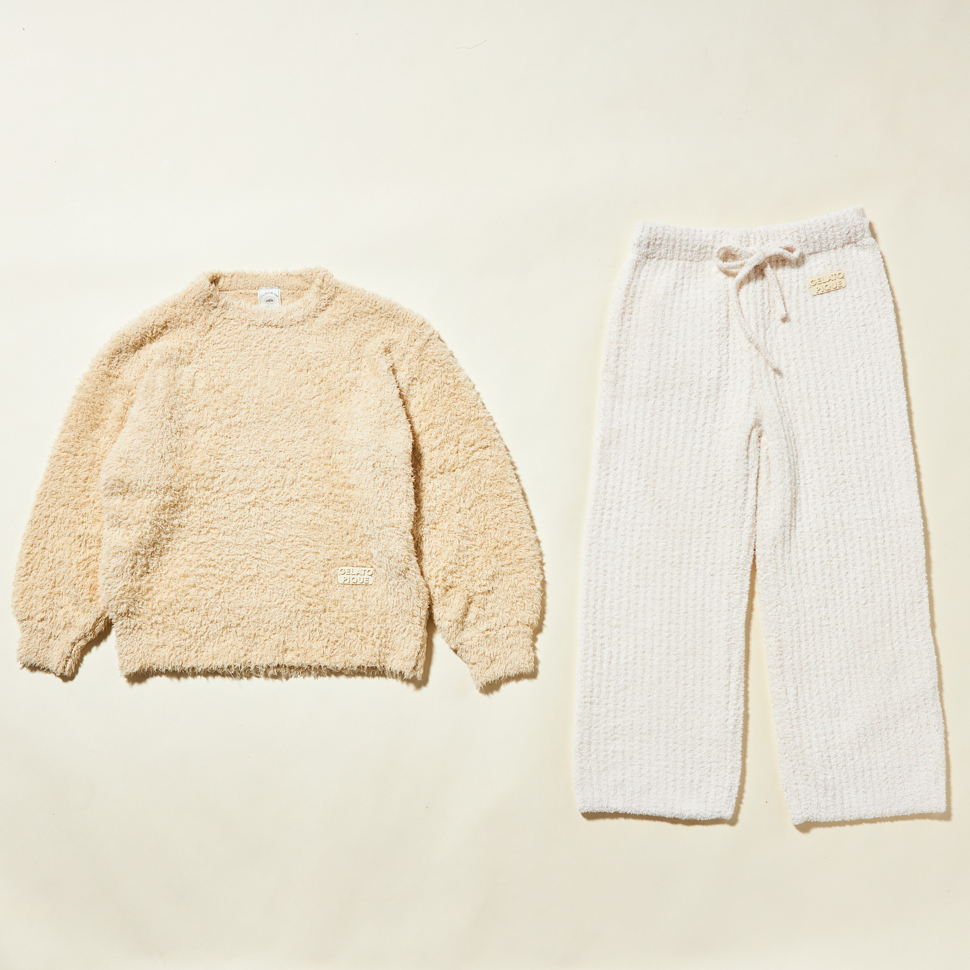 【WOMEN】ジェラートプルオーバー＆パウダーリブロングパンツセット