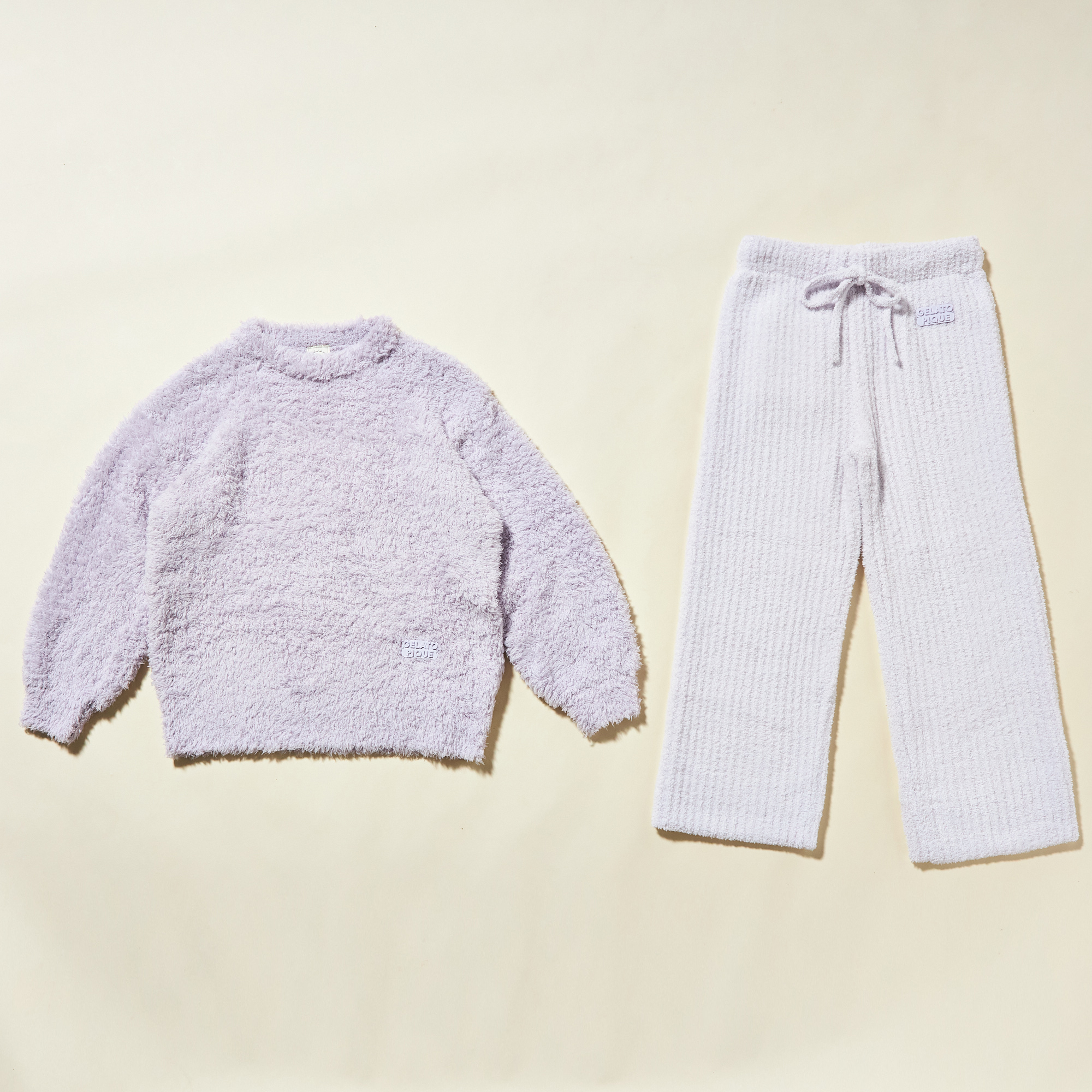 【WOMEN】ジェラートプルオーバー＆パウダーリブロングパンツセット