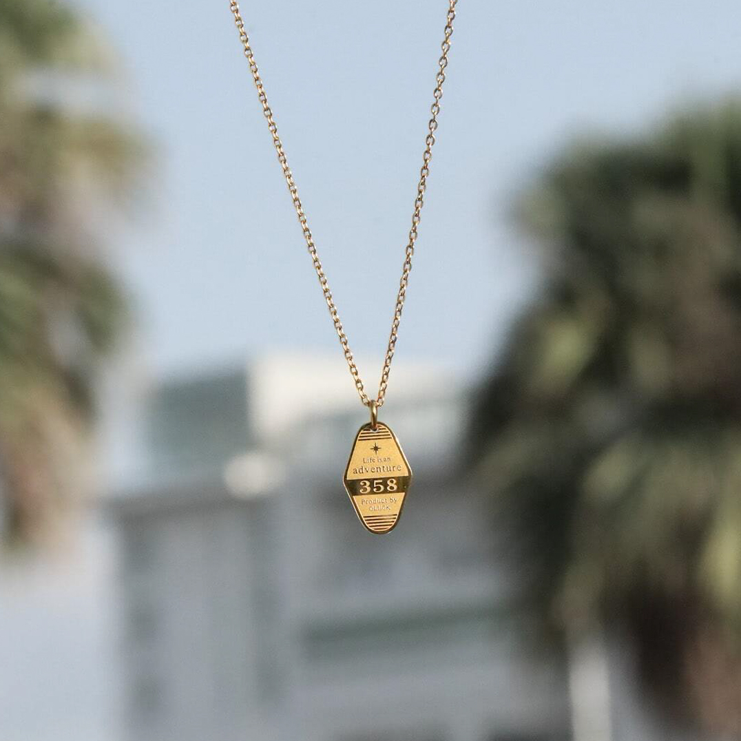 【ギフトBOX付】モーテルキー2WAYネックレス（ゴールド/シルバー）