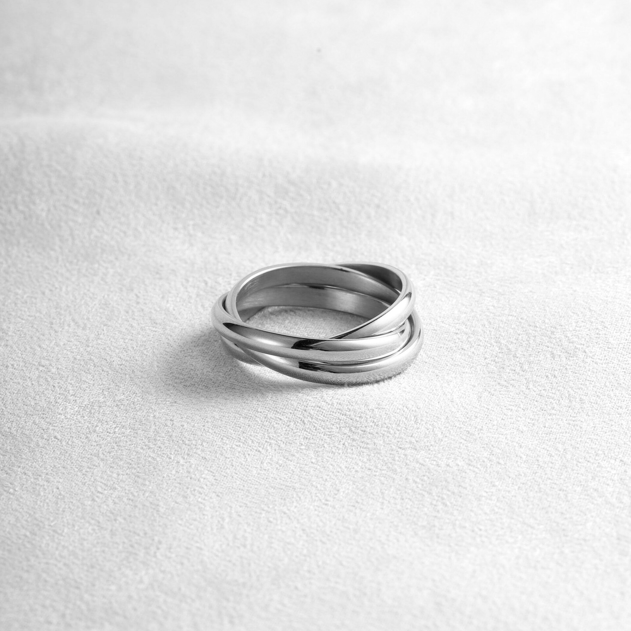 【お友達がサイズ選べる】Drei ring（ゴールド/シルバー）