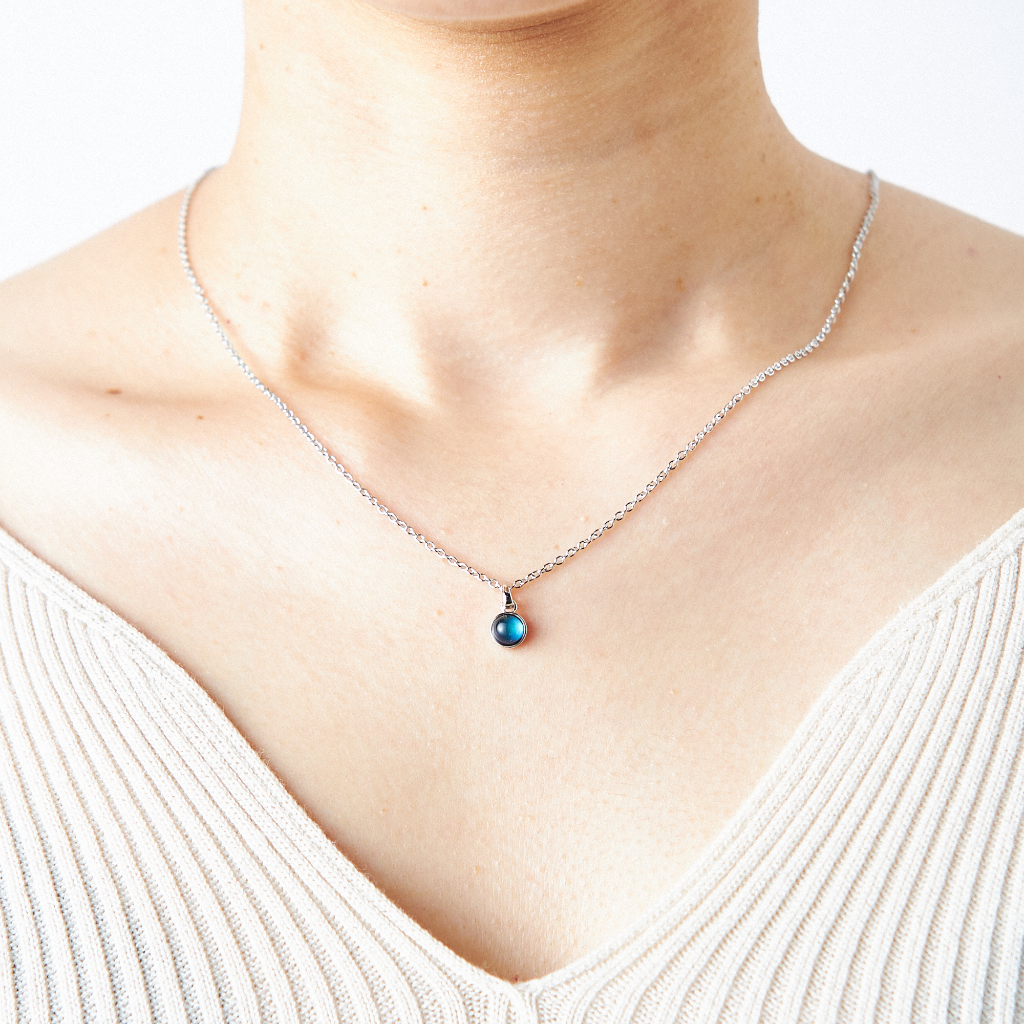 【名入れギフト】温度で色が変わるネックレス&部屋を飾るバルーンセット