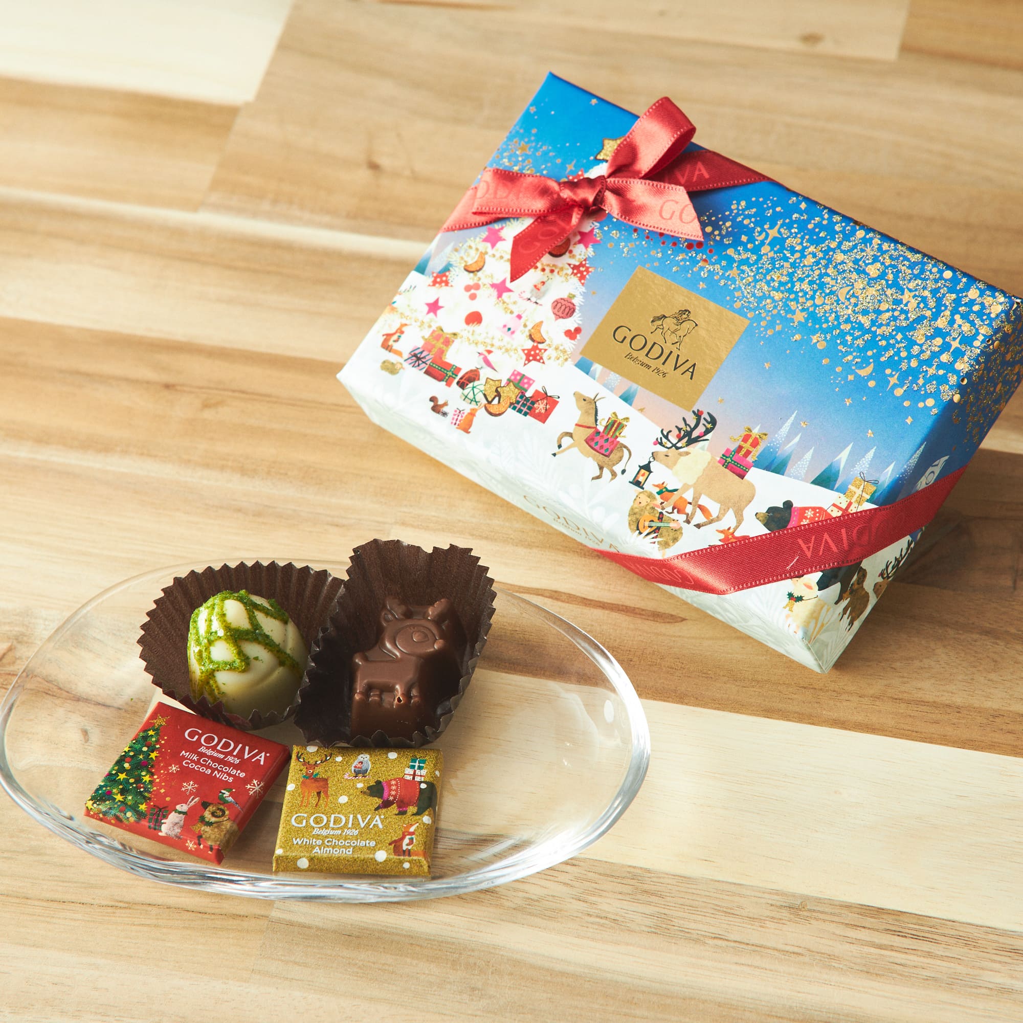 GODIVA』星降る森のクリスマスアソートメント(16粒入り)と箸置きの