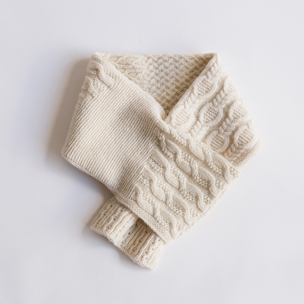 リューズニット 編地の組み合わせが楽しいミニマフラー