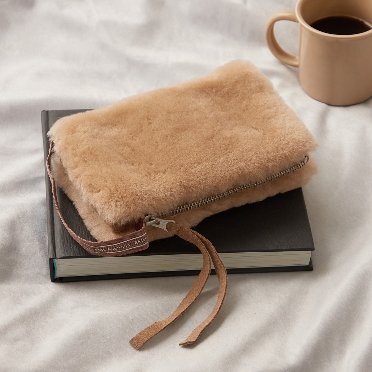 W7014 EMU SMALL CLUTCH