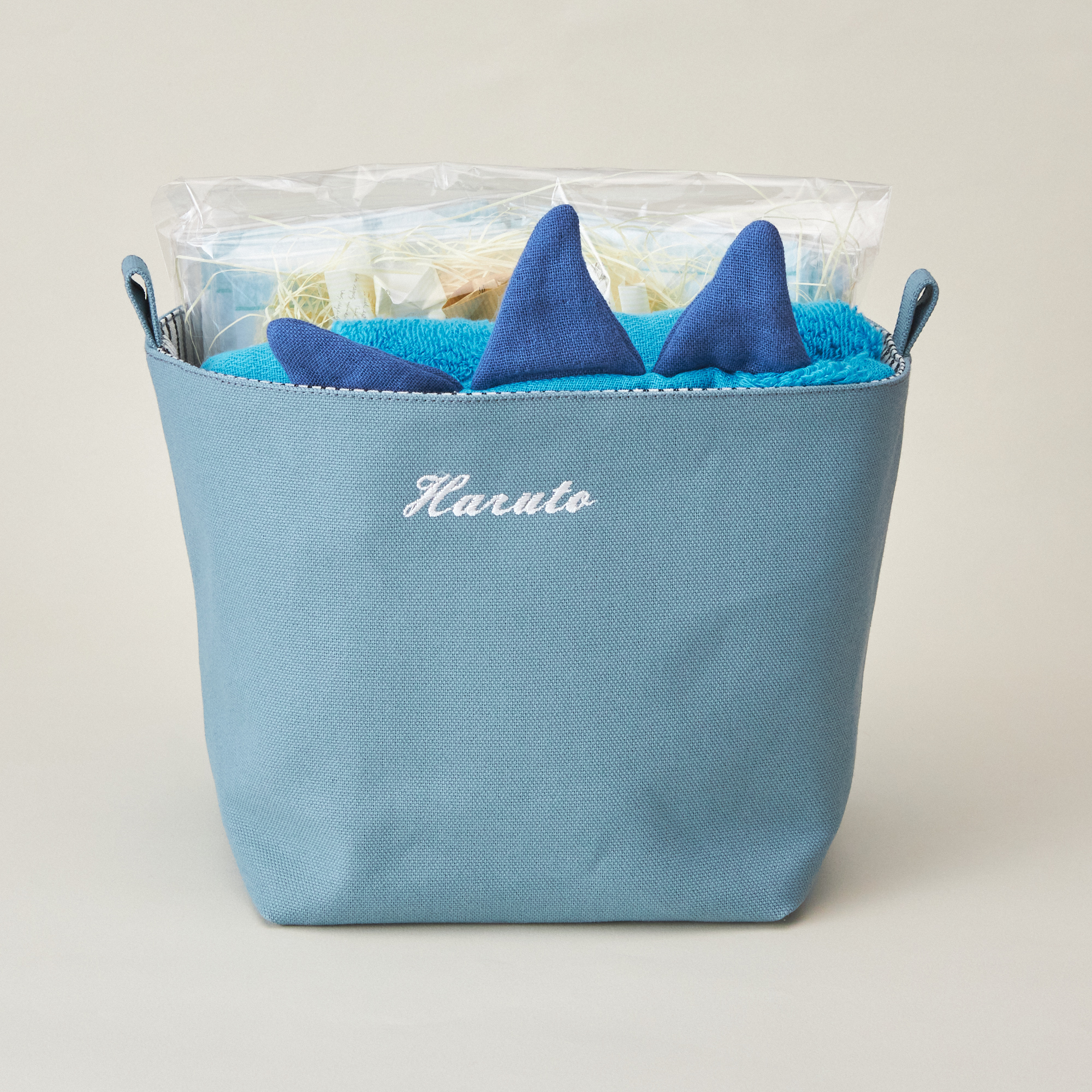 【名入れギフト】恐竜フード付きバスタオル・おむつ付きストッカーセット