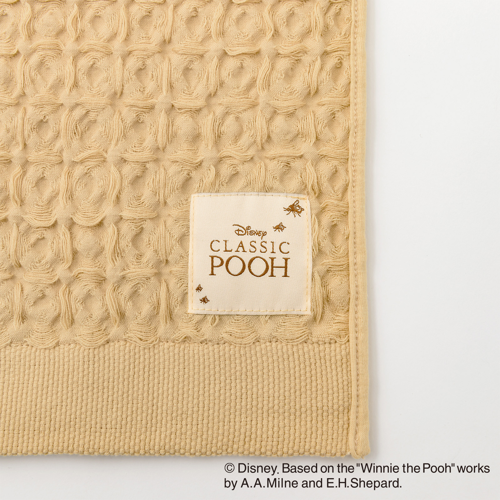 Winnie the pooh / 5 hooded towel