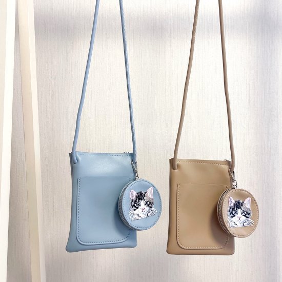 CAT MOBILEPHONE POCHETTE（刺繍）