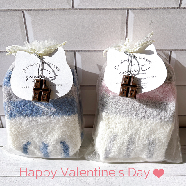 もふもふネコ足靴下