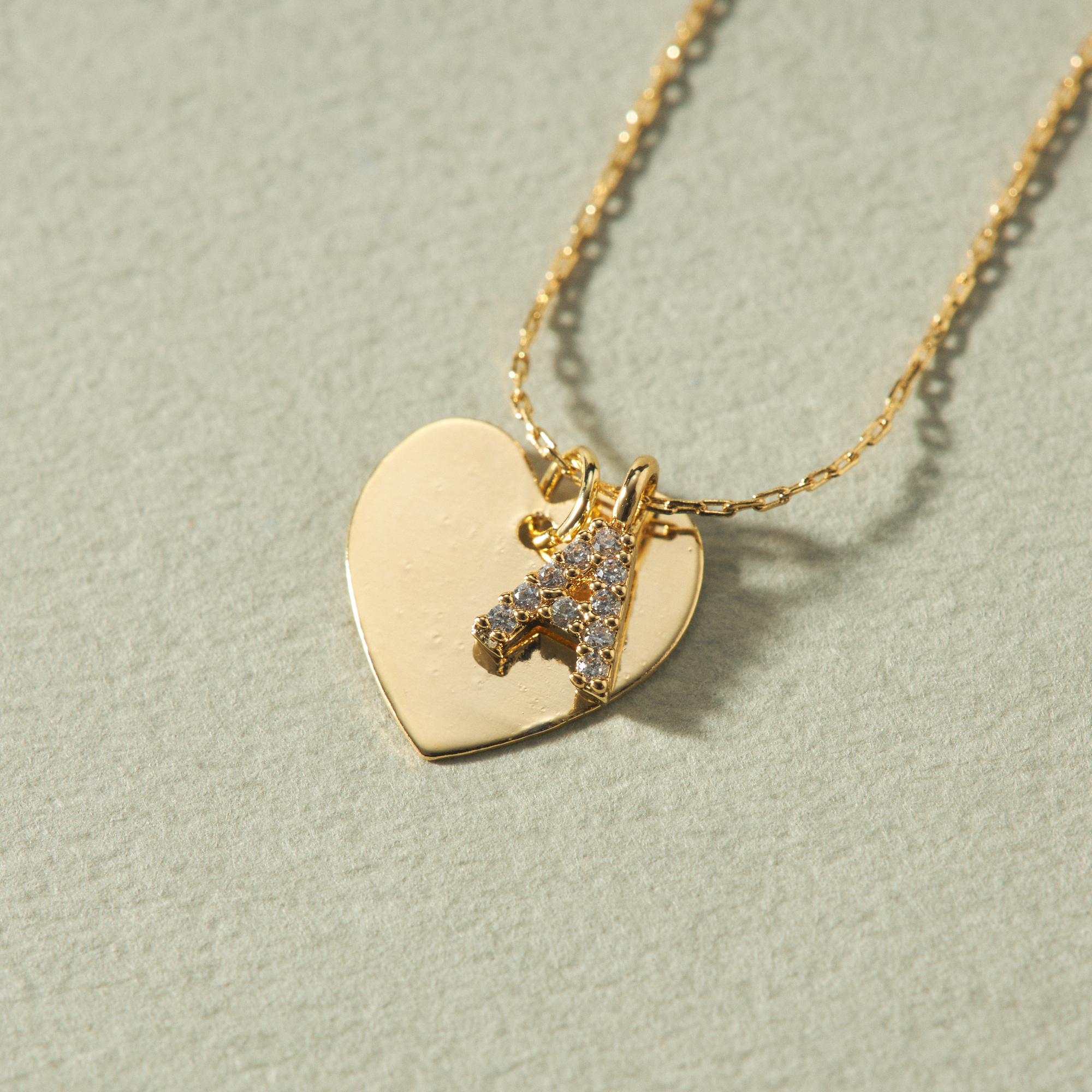 名入れギフト】イニシャルハートネックレス | TANP（タンプ