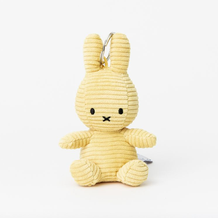 【BOX付き】ミッフィーキーチェーンとお花のチョコレート