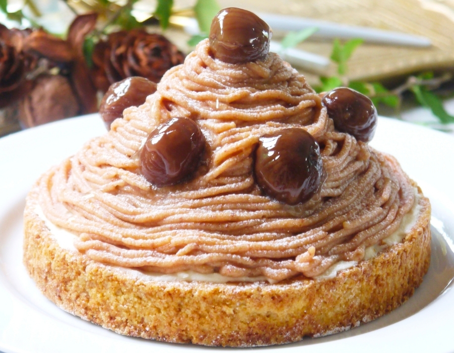 誕生日ケーキ 即日出荷 着日指定 濃厚モンブランチーズタルト18cm(8〜10名様用)