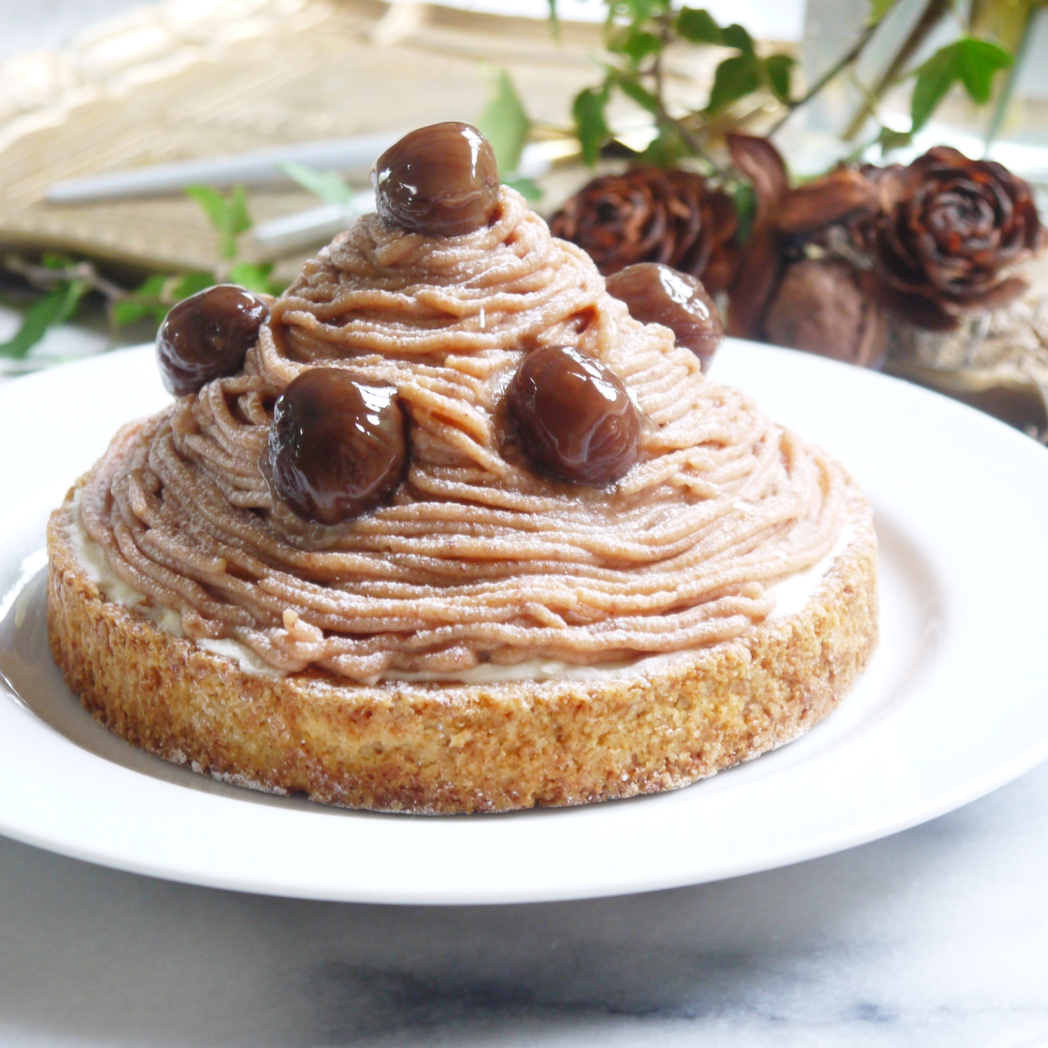 誕生日ケーキ 即日出荷 着日指定 濃厚モンブランチーズタルト18cm(8〜10名様用)