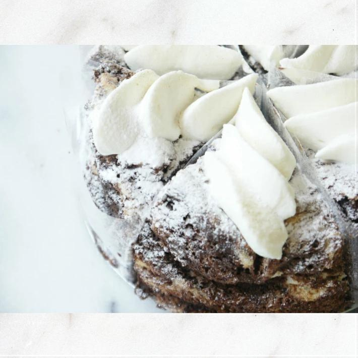 半熟ガトークラシック18cm(8〜10名様用) 誕生日 ギフト 結婚祝 出産祝 無添加 お菓子 【お年賀 2026 早割 お取り寄せ 誕生日ケーキ メディア掲載店】