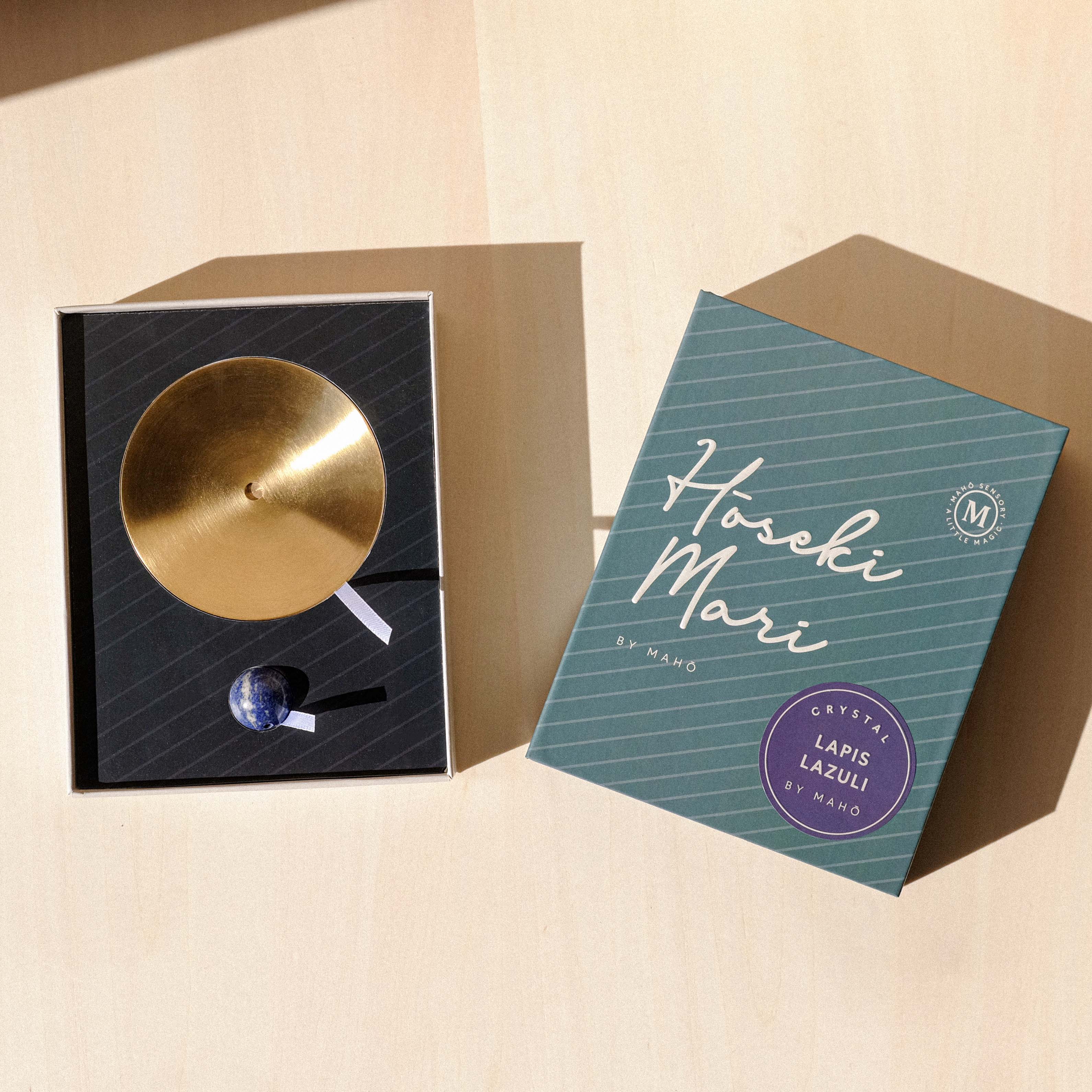 Hoseki mari - Lapis Lazuli Crystal (ホウセキ マリ-ラピスラズリ)