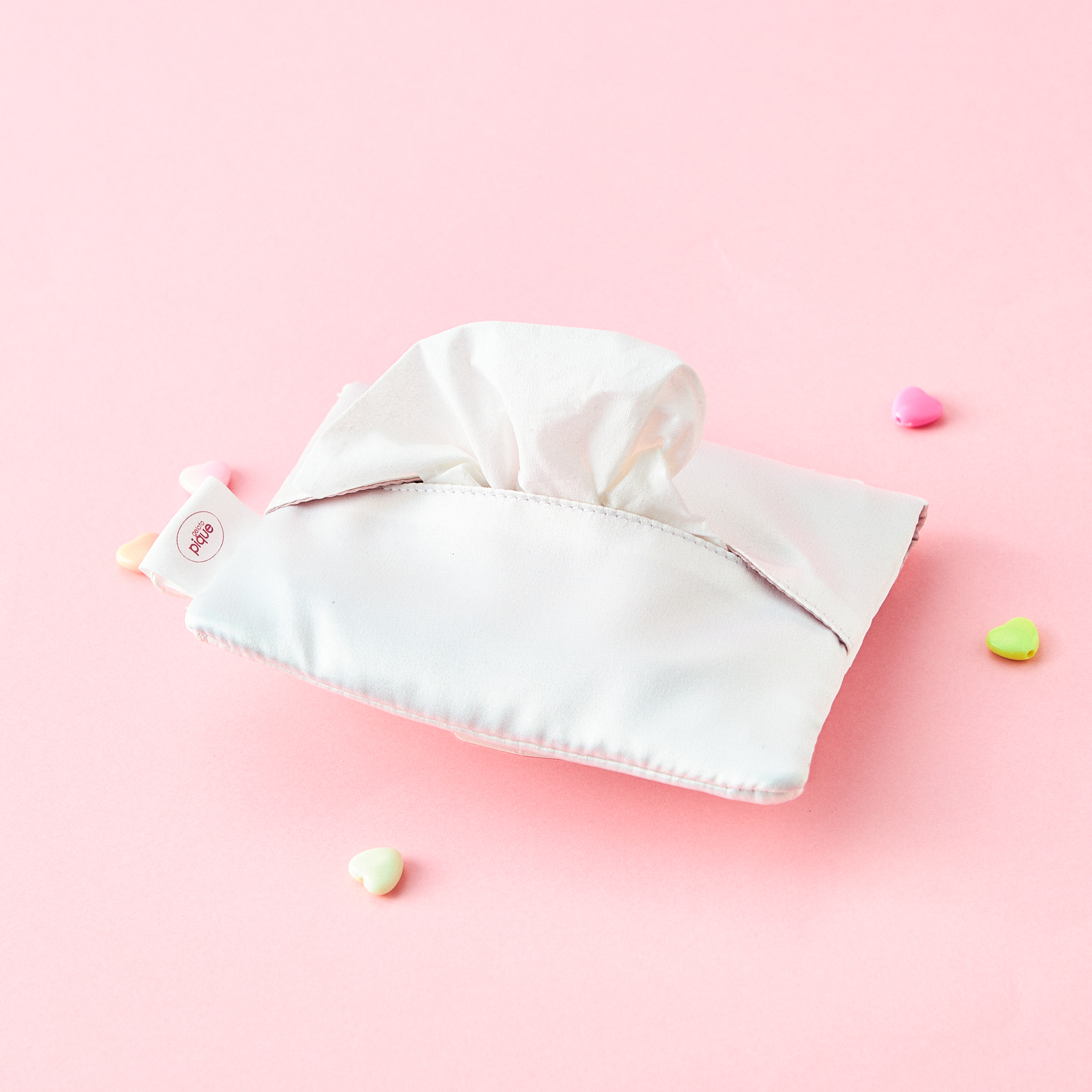 【WOMEN】レター型サテンティッシュポーチ【Sweet】