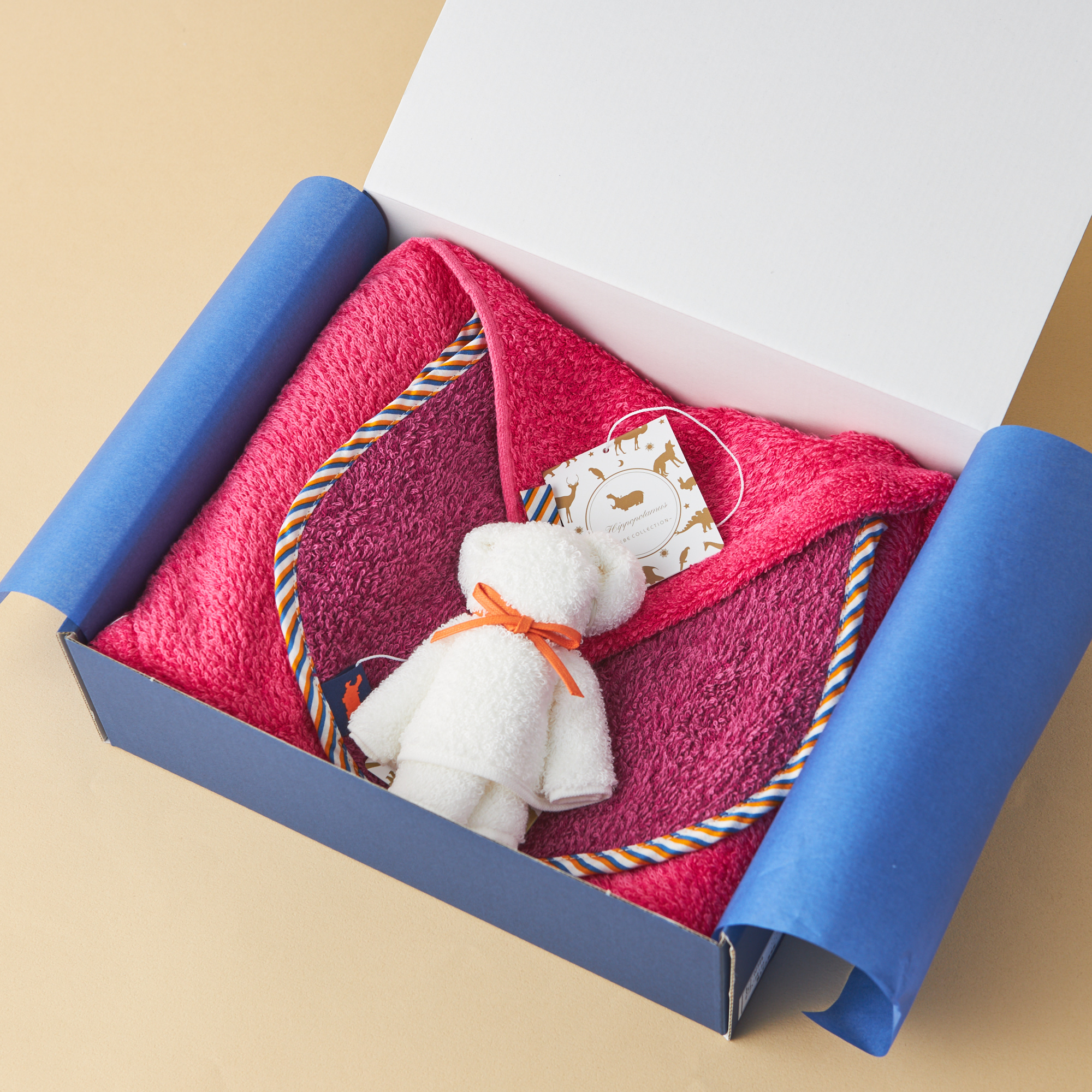 ループ付きタオル×1 / スタイ×1 / チーフベア×1