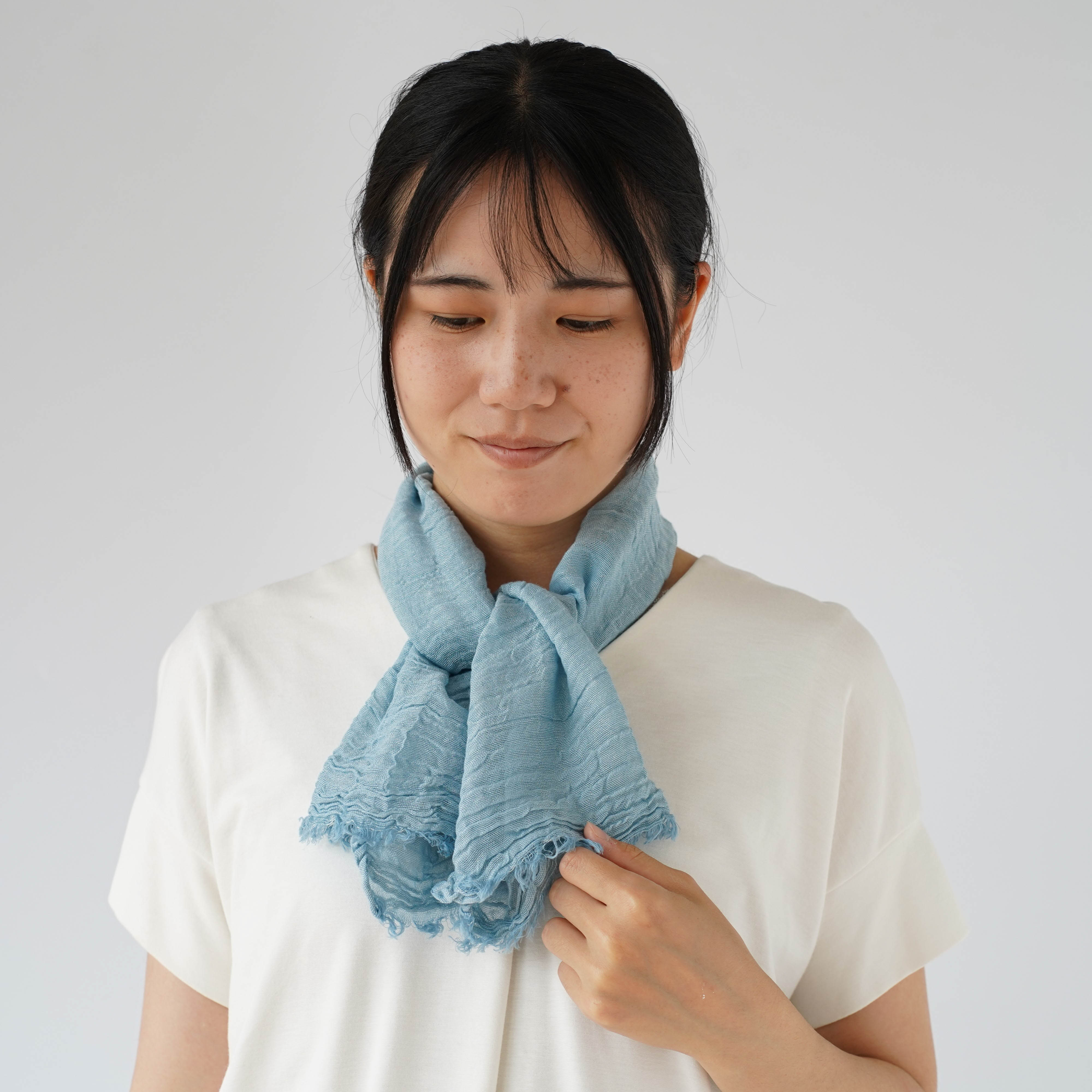 汗を吸って乾きやすい シルクと綿のコンパクトストール