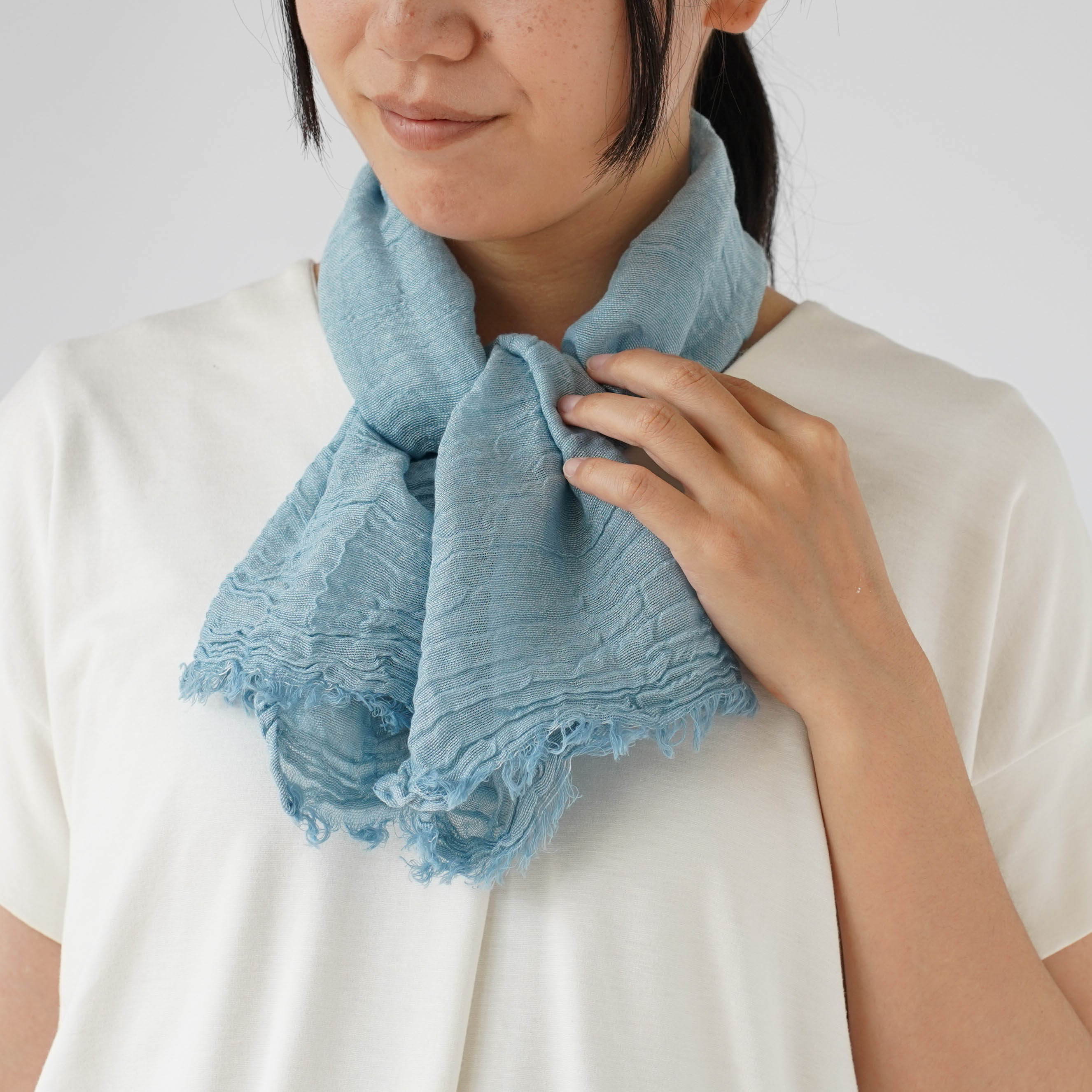 汗を吸って乾きやすい シルクと綿のコンパクトストール