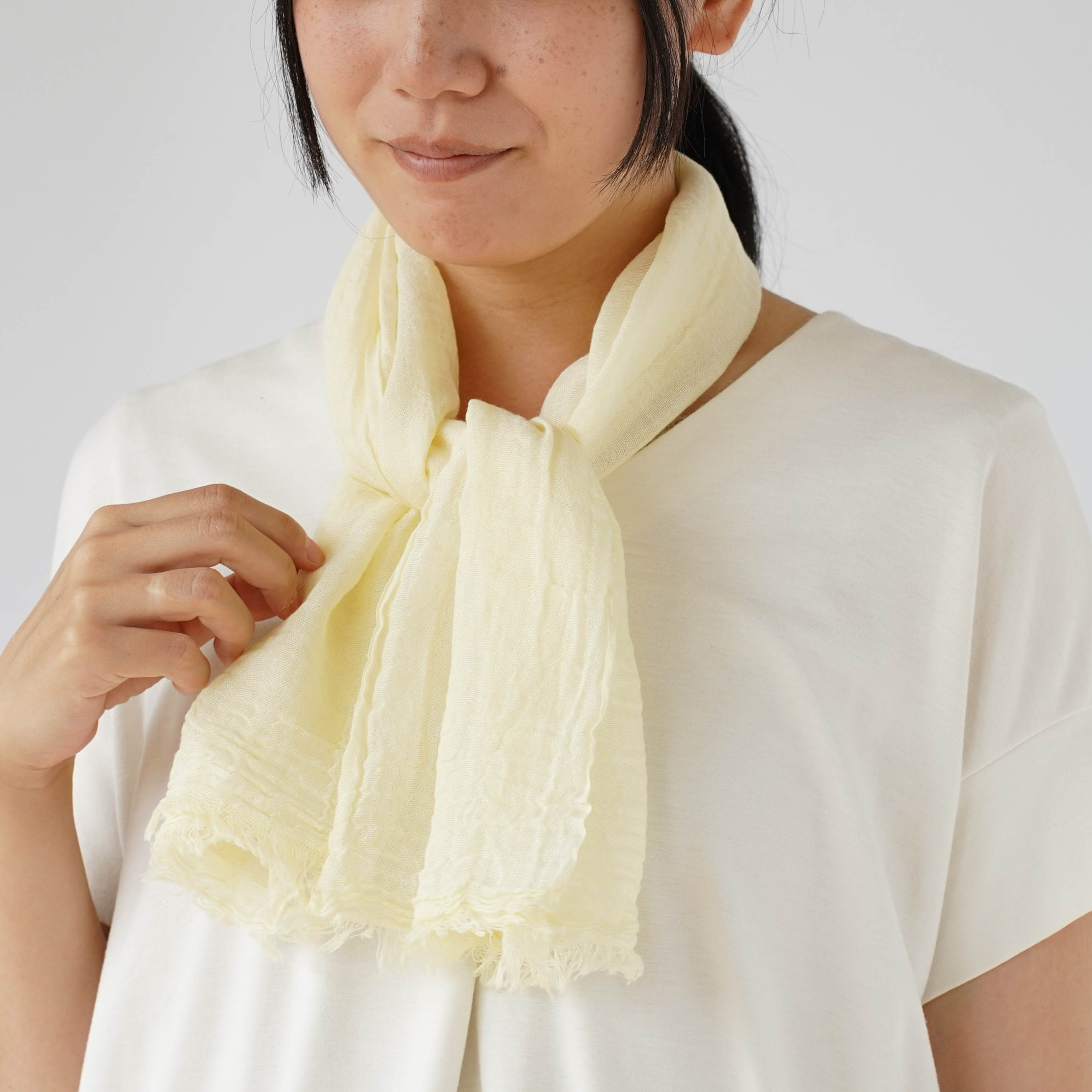 汗を吸って乾きやすい シルクと綿のコンパクトストール