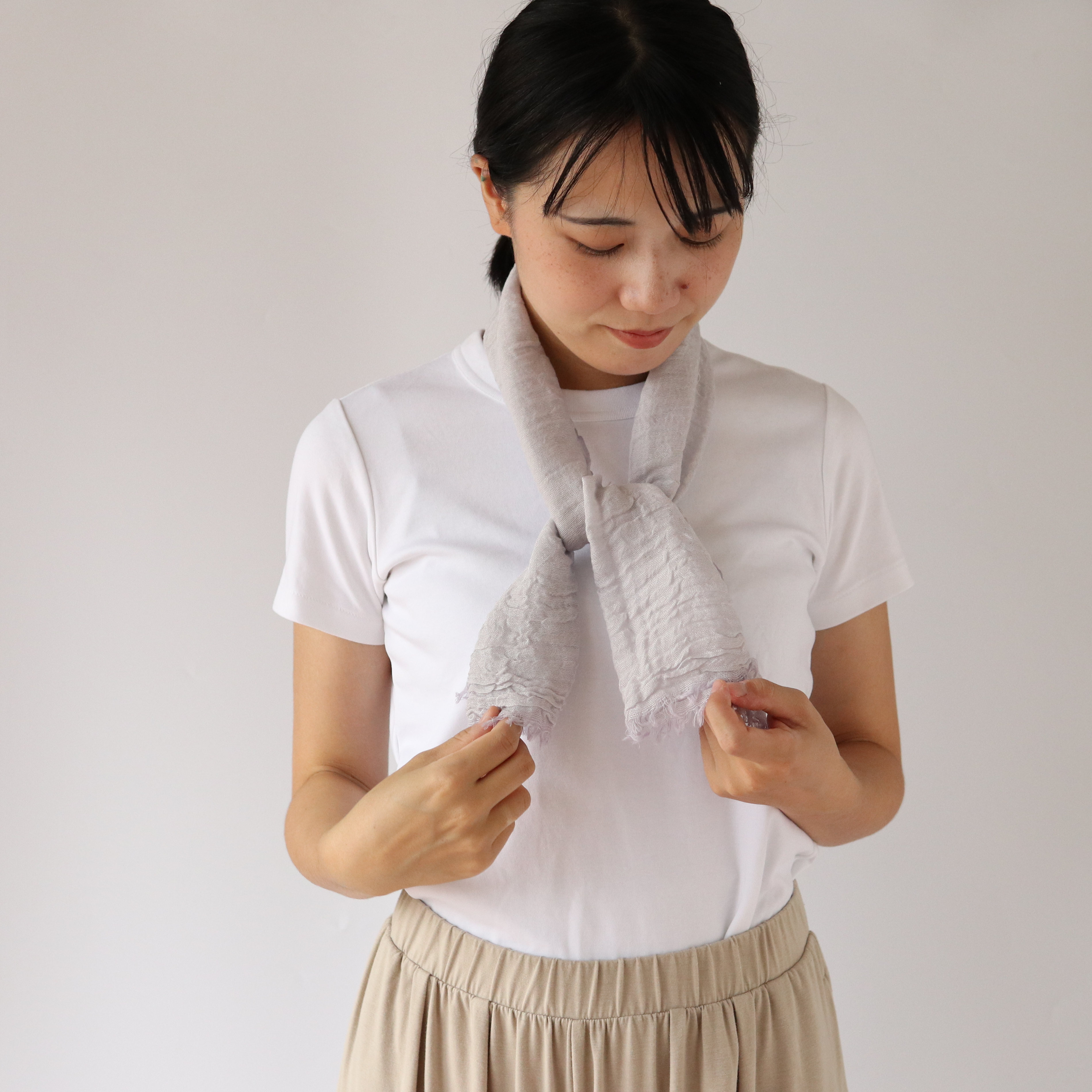 汗を吸って乾きやすい シルクと綿のコンパクトストール