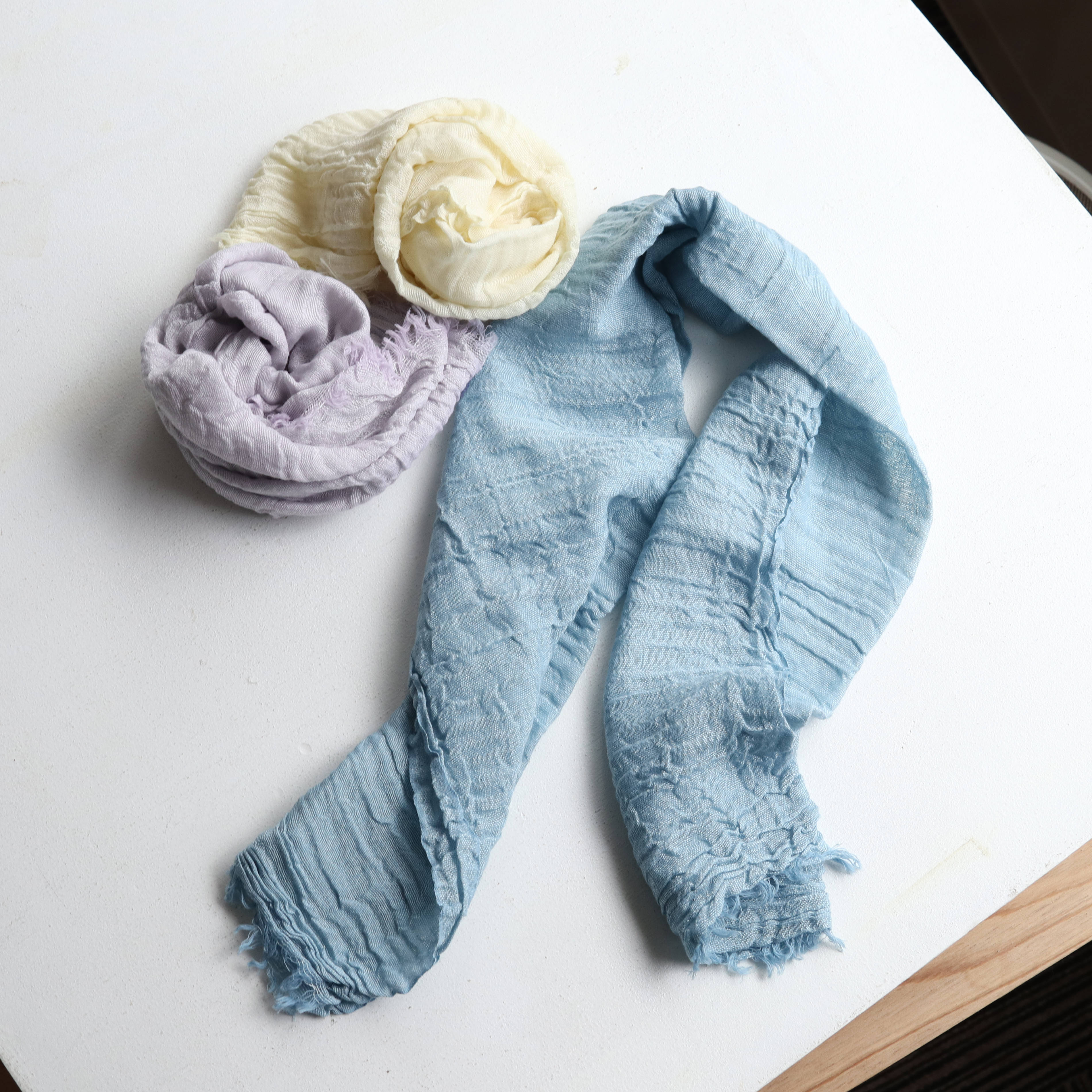 汗を吸って乾きやすい シルクと綿のコンパクトストール