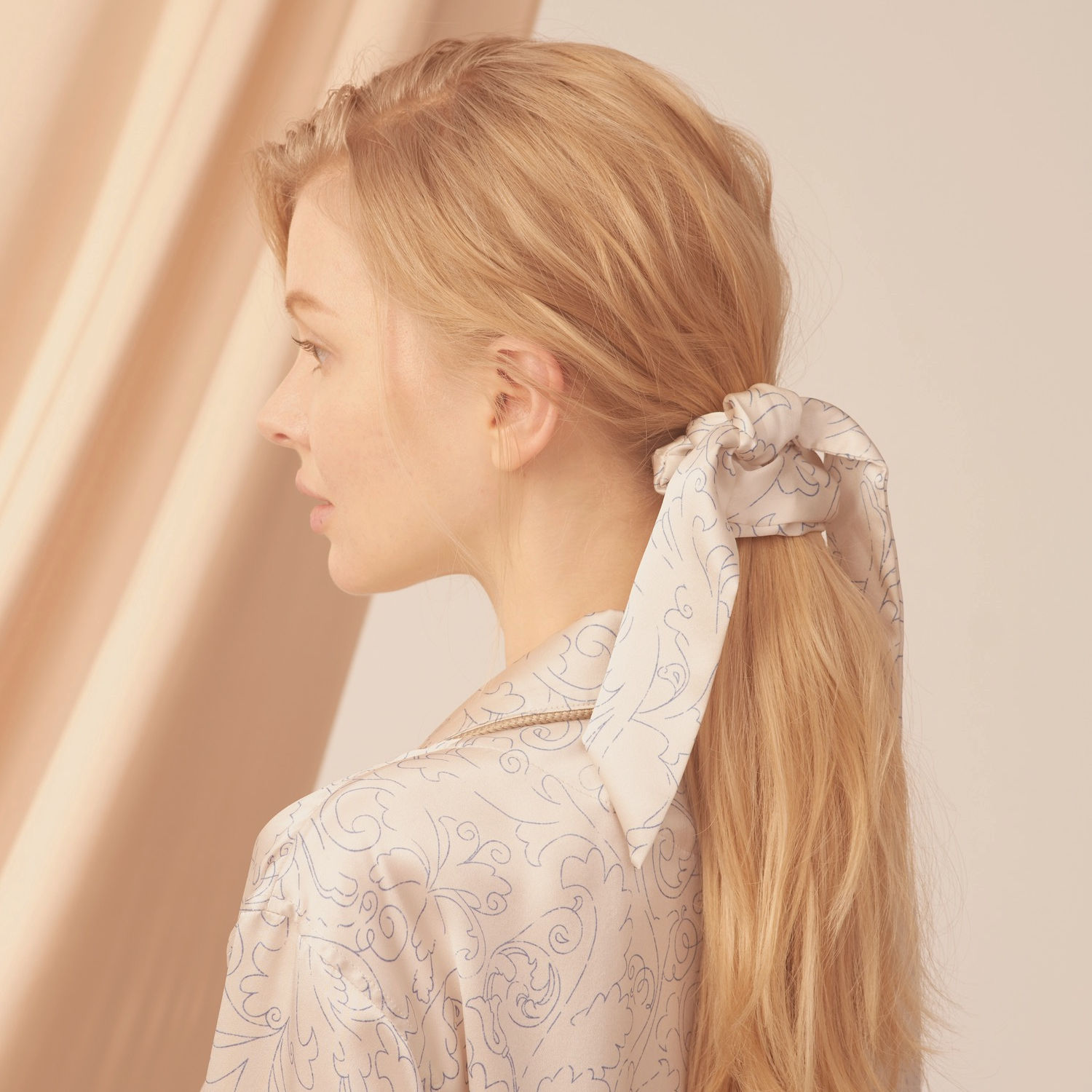 インテリア ライク シルクリボンシュシュ 2WAYタイプ