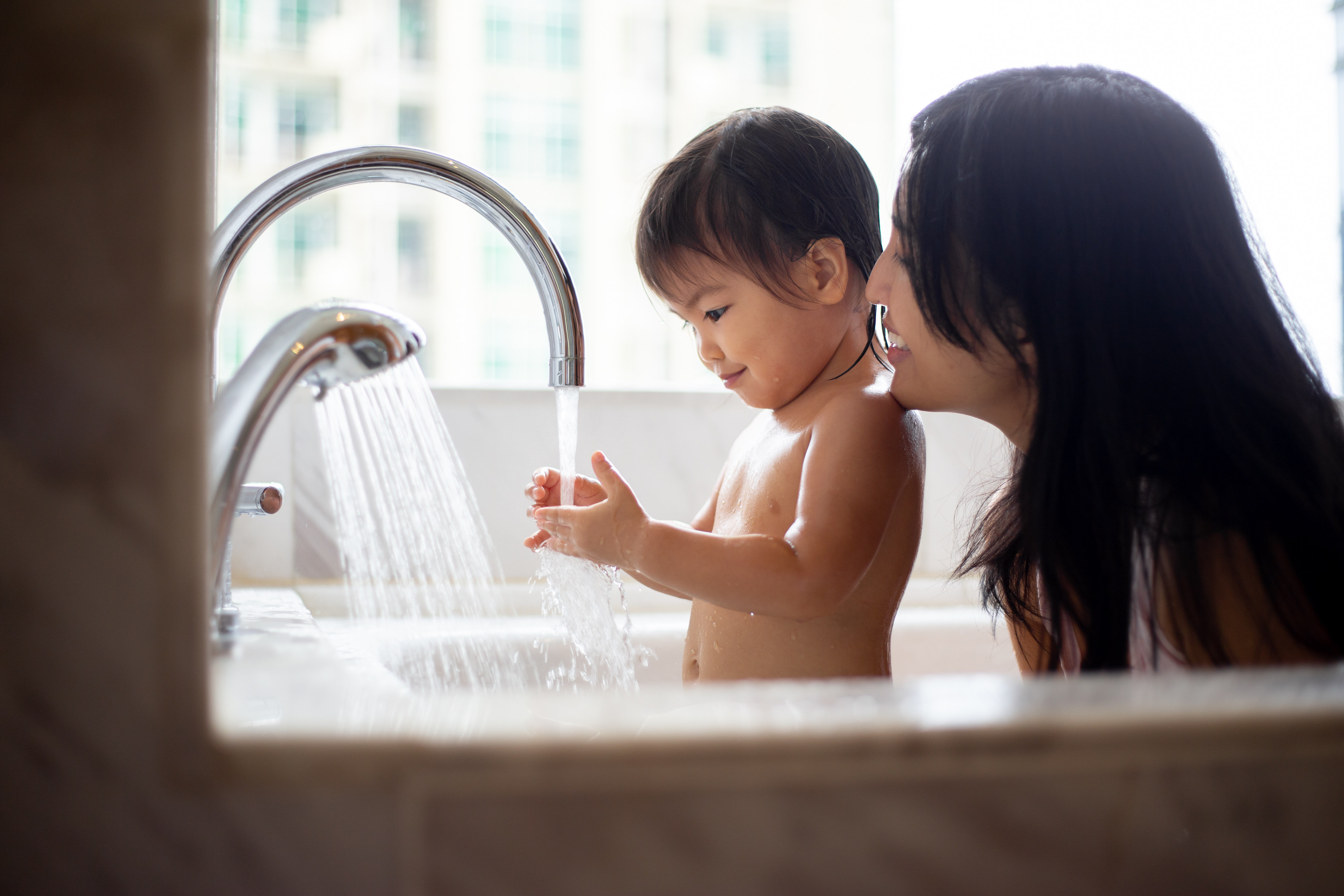 【出産内祝い・名入れ】色と香り溢れるバスボムギフトセット