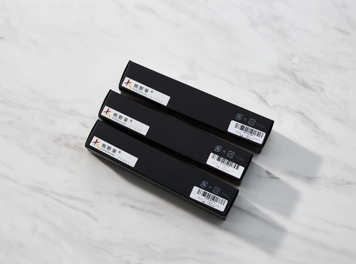 【ラッピング付き】心ときめく選べるチーク&ハート型メイクブラシとお花のチョコセット