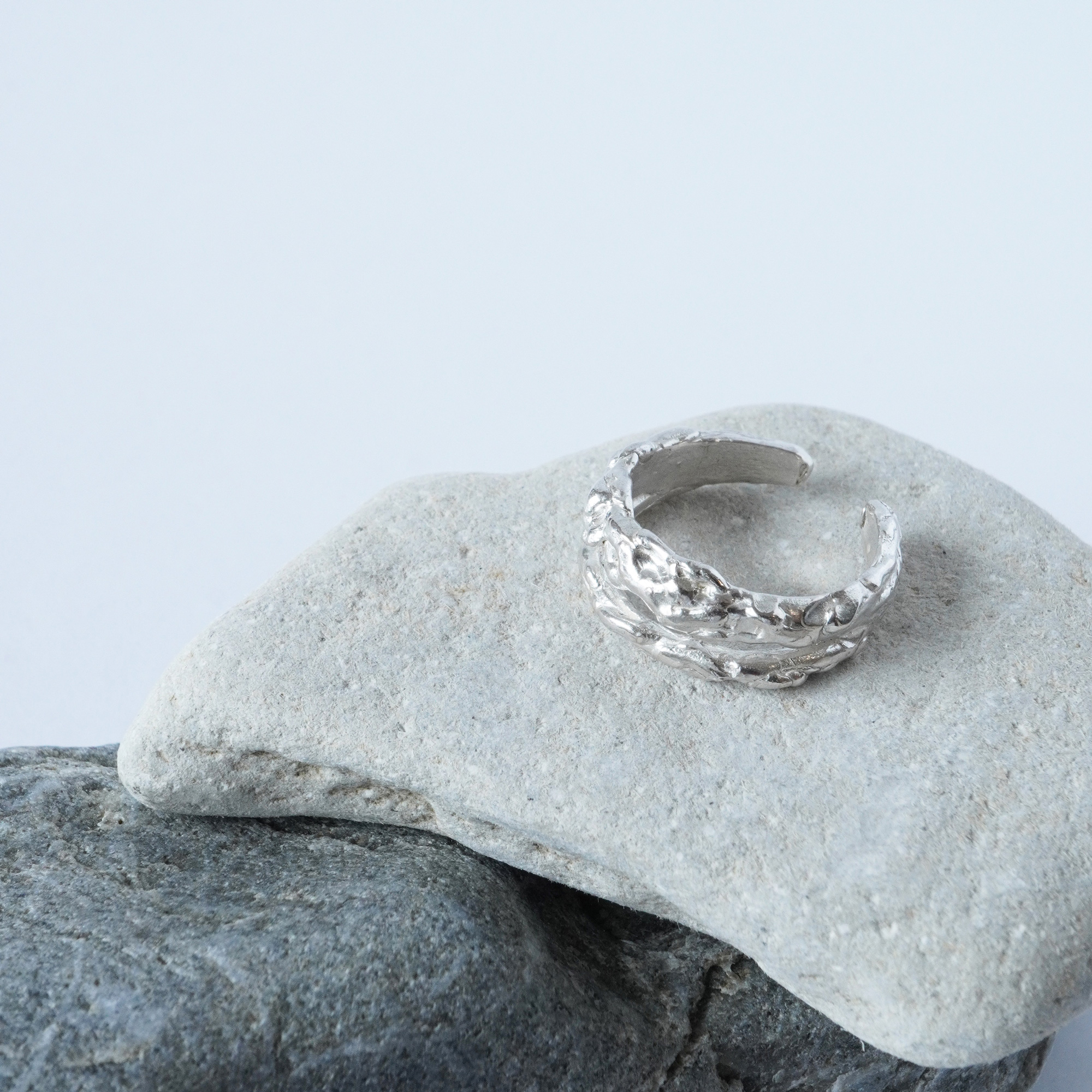 overlap earcuff