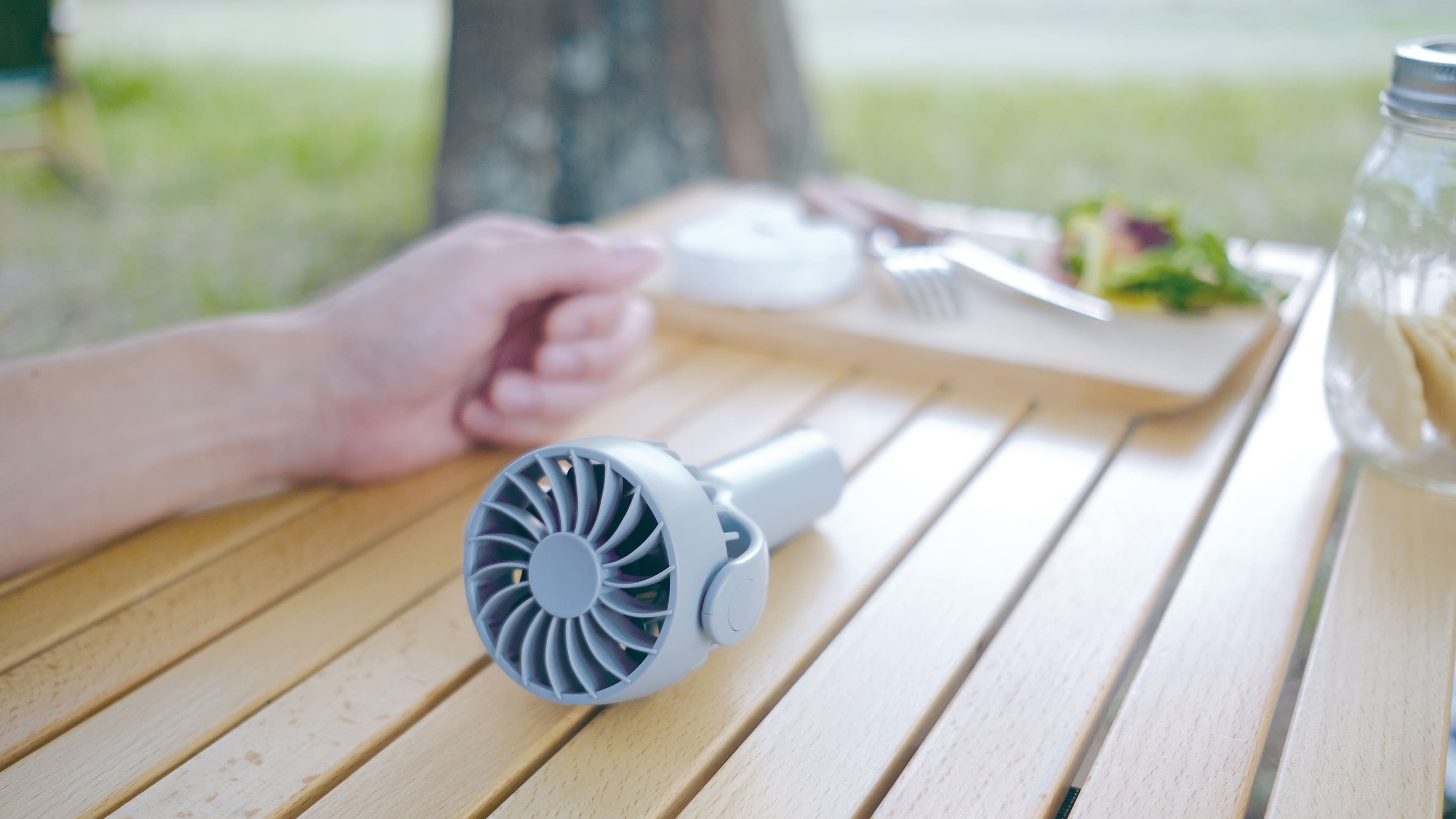 ブローウィンコンパクトハンディファン