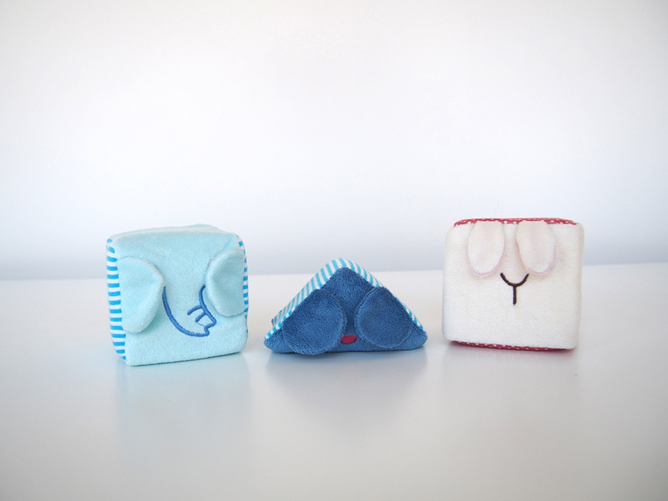 【出産祝い】カタログギフト "Baby"とふわふわアニマルブロックセット