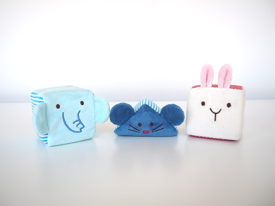 【出産祝い】カタログギフト "Baby"とふわふわアニマルブロックセット
